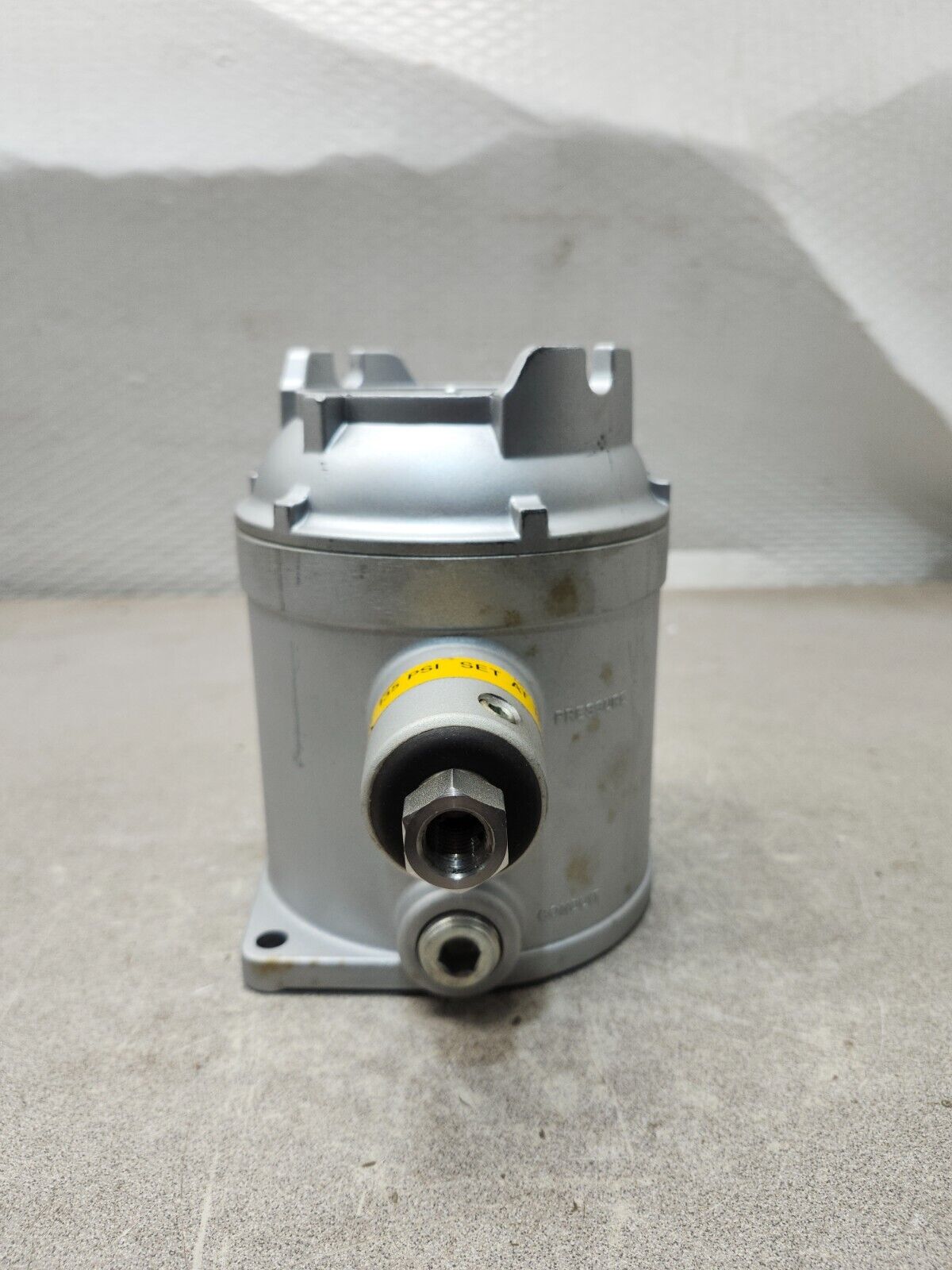 NEW IN BOX BARKSDALE D1X-A150SS-UL