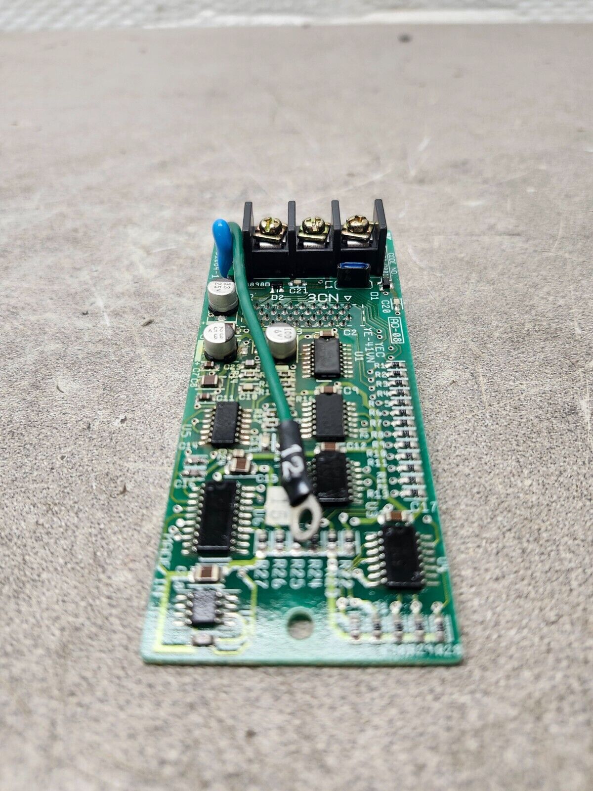 NEW IN BOX YASKAWA ANALOG MONITOR CARD AO-08