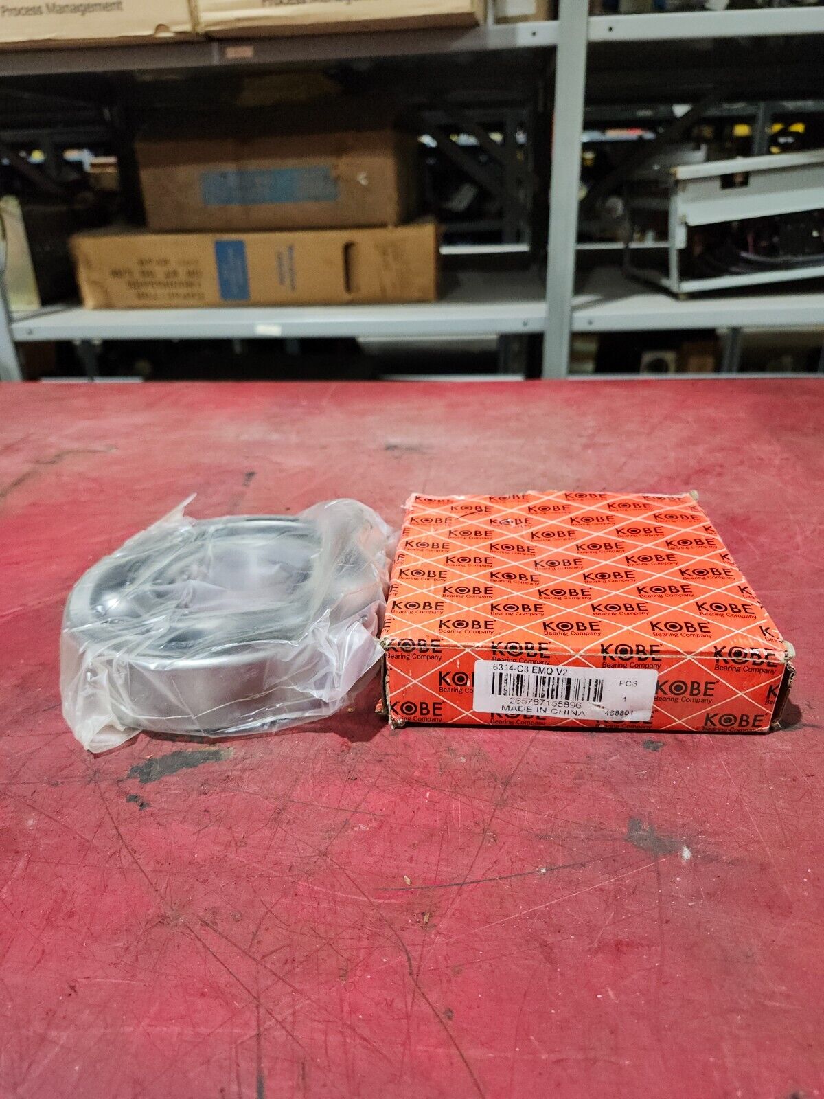 NEW IN BOX KOBE BEARING COMPANY Deep groove ball bearing 6314-C3 EMQ V2