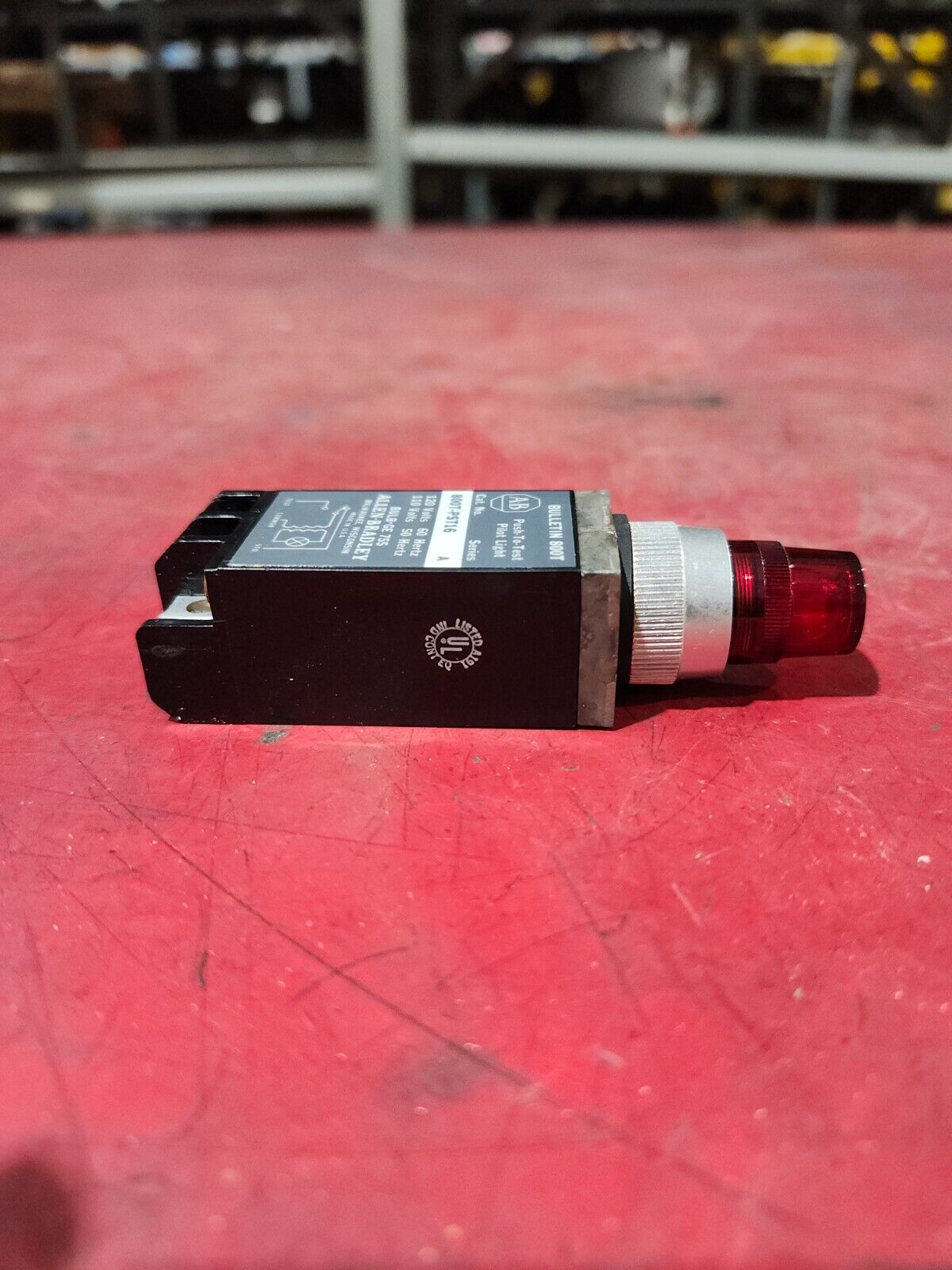 NEW IN BOX ALLEN BRADLEY PUSH TO TEST PILOT LIGHT RED LENS 800T-PST16R