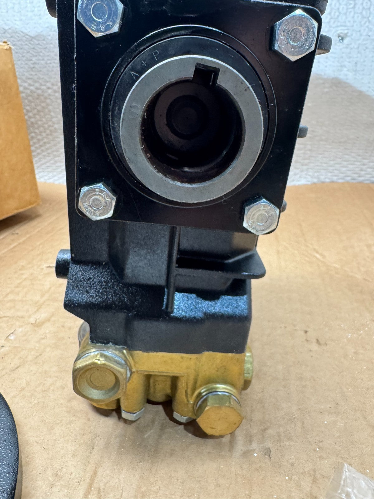47331206