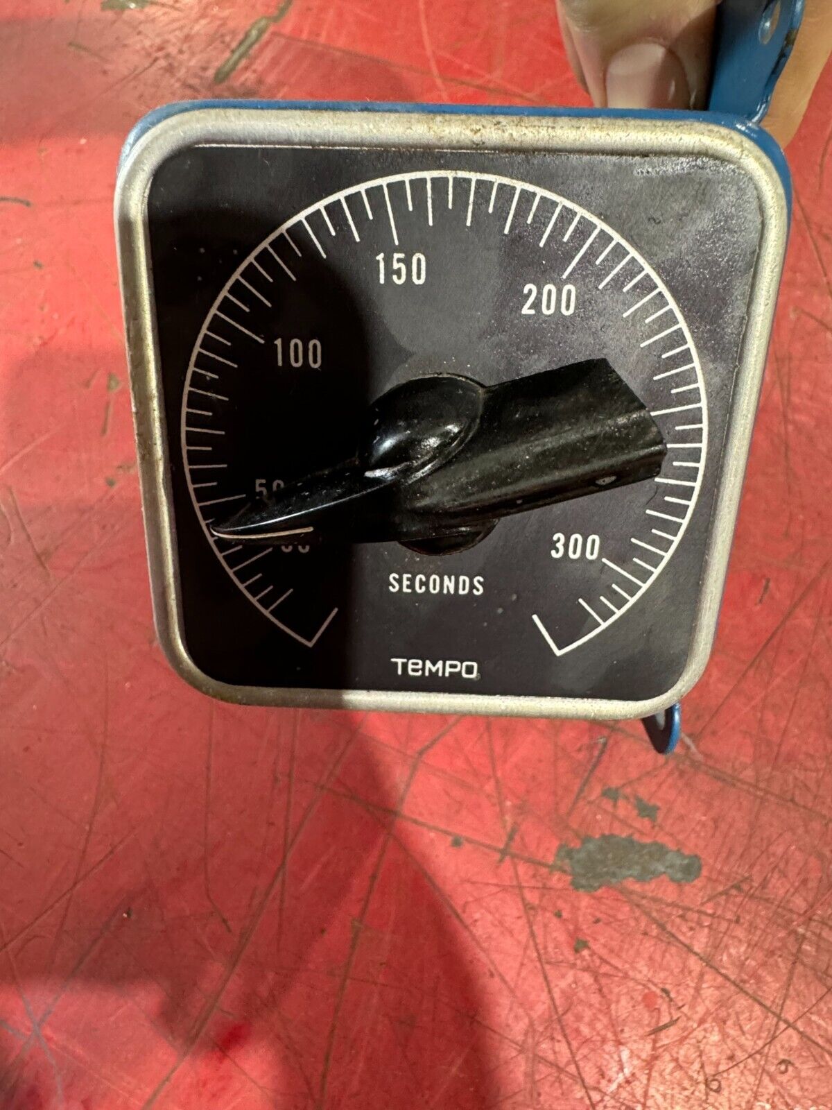 NEW SURPLUS TEMPO 220VAC. 30-300 SEC. TIMER GE 888-157S