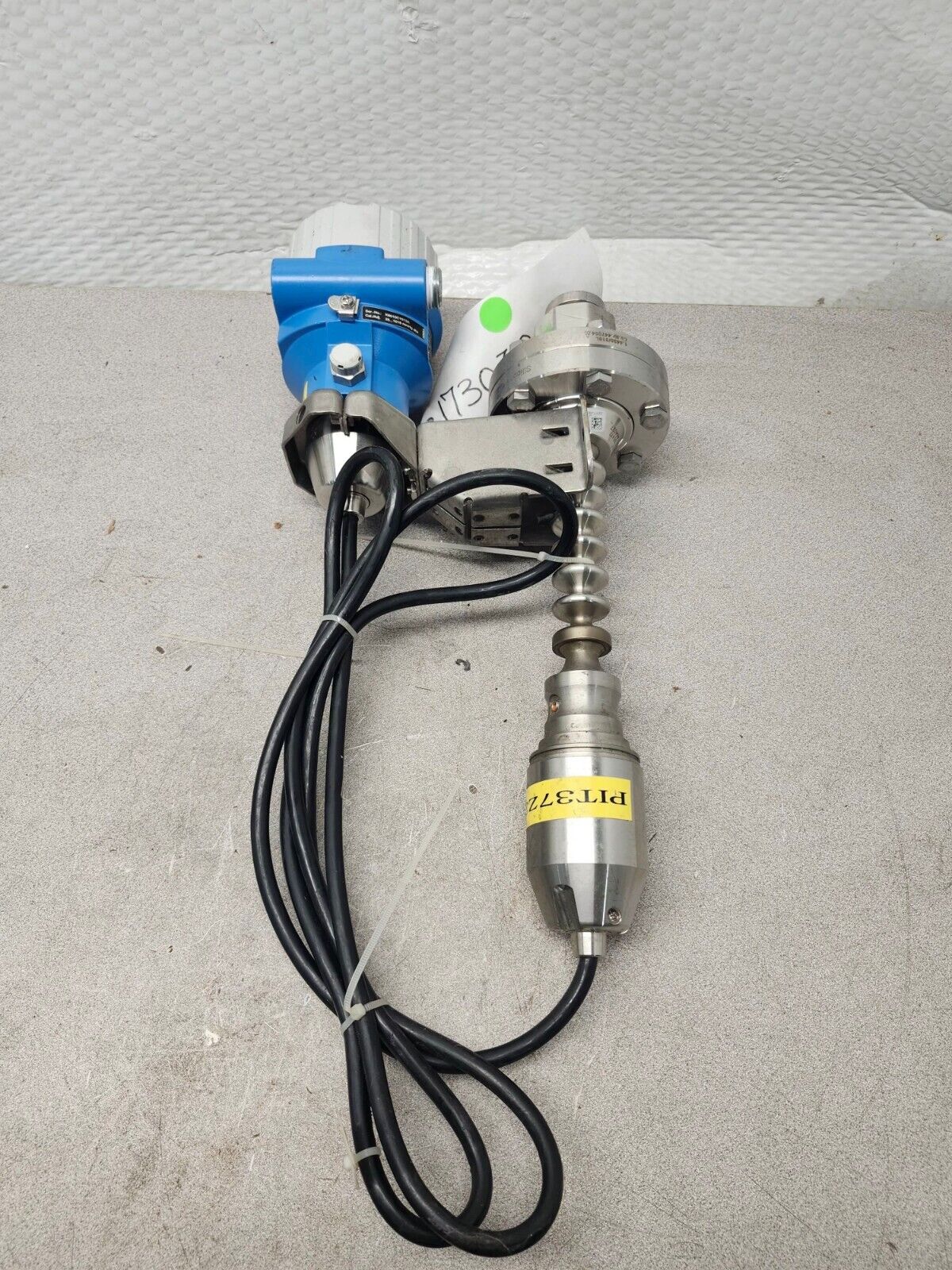 NEW NO BOX ENDRESS+HAUSER Pressure Transmitter PMP55-2UBJ7/101 WITH PIT37Z336
