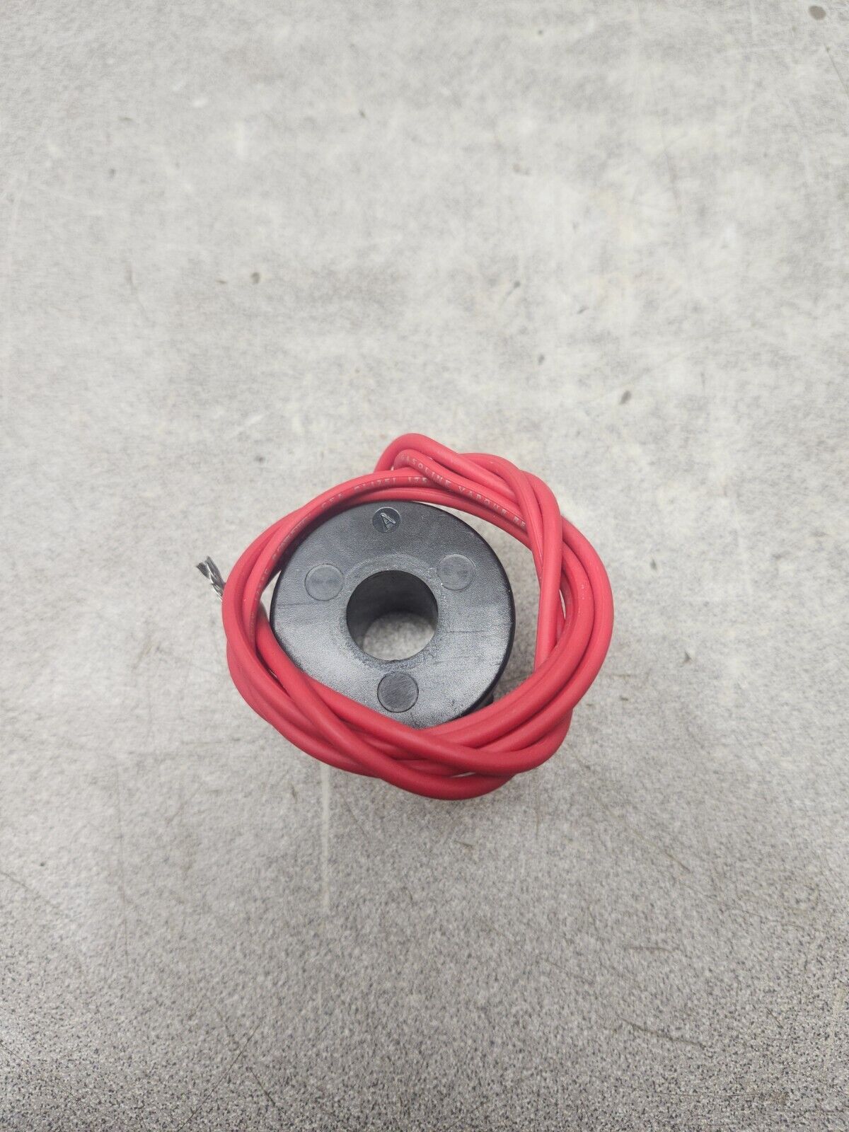 NEW IN BOX ASCO SOLENOID COIL MP-C-011064982-006D