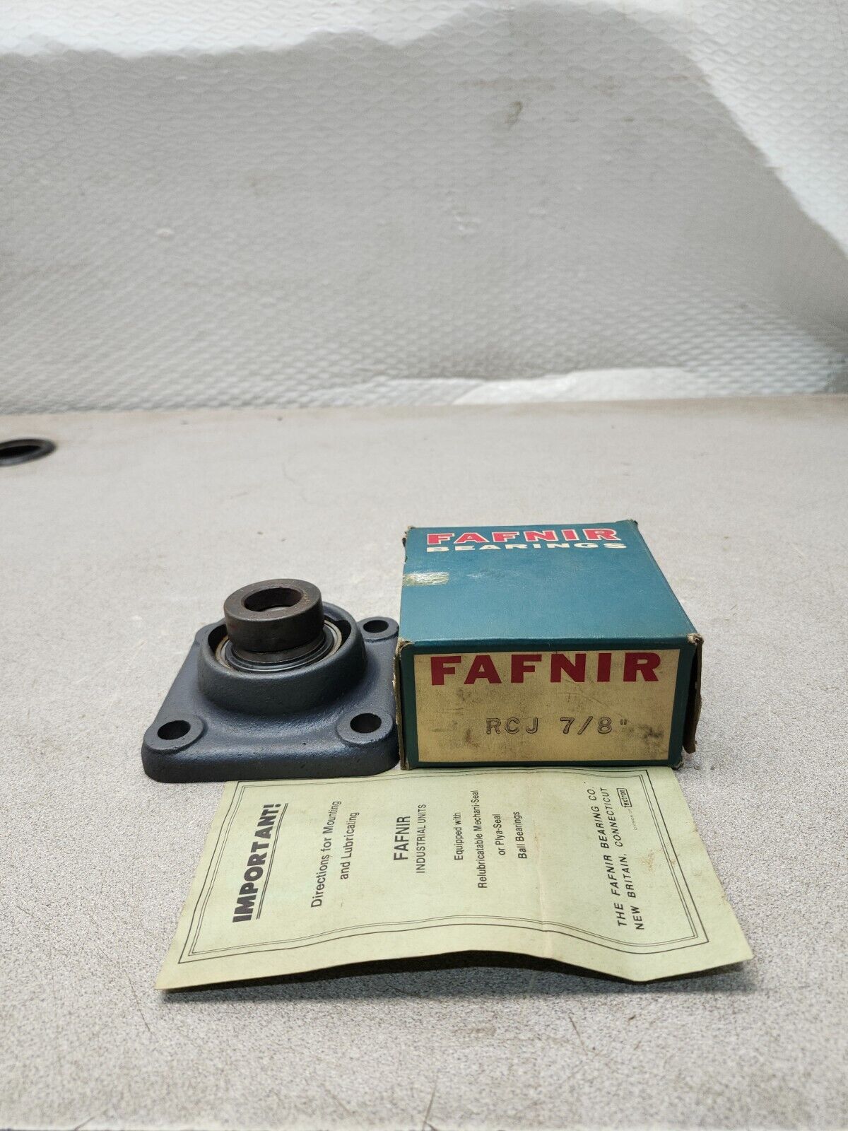 NEW IN BOX LOT OF 2 FAFNIR MOUNT BALL BEARING RCJ 7/8''