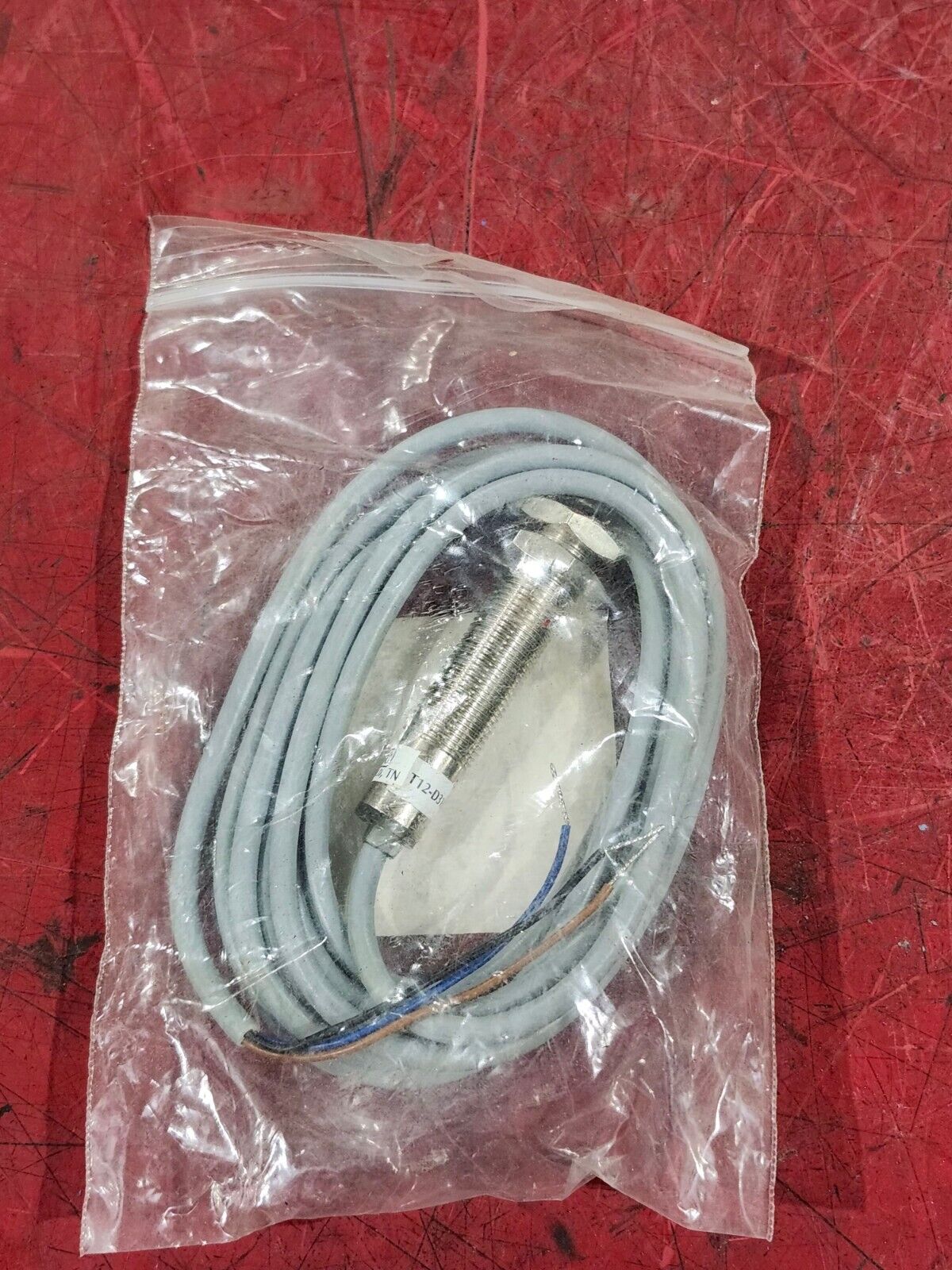 NEW IN PACKAGE ISSC PROXIMITY SWITCH T12-D310-F