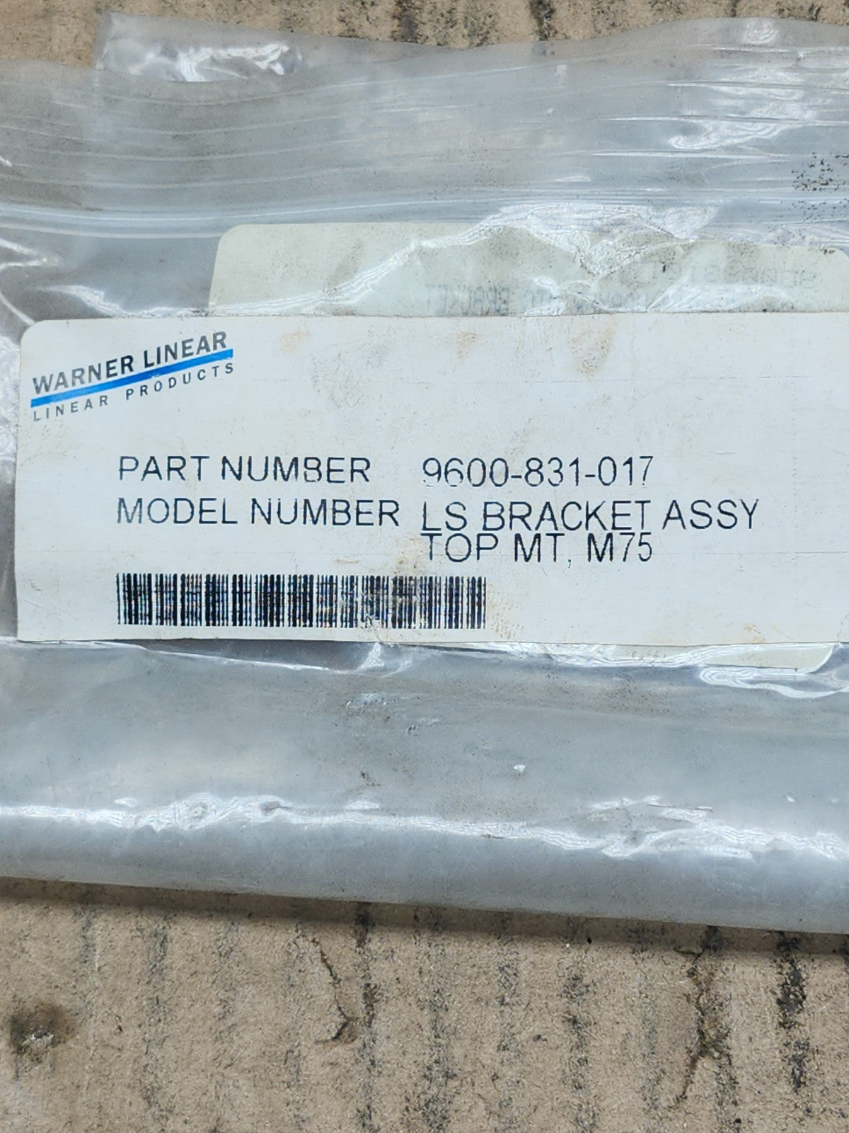47318962