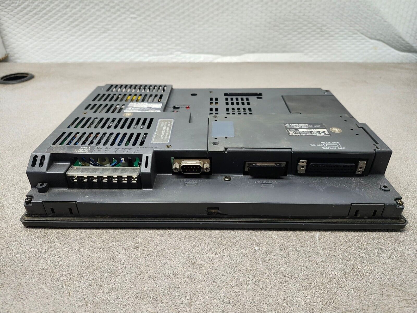 USED NO BOX MITSUBISHI GRAPIC OPERATION TERMINAL 24VDC A970G0T-TBD-B