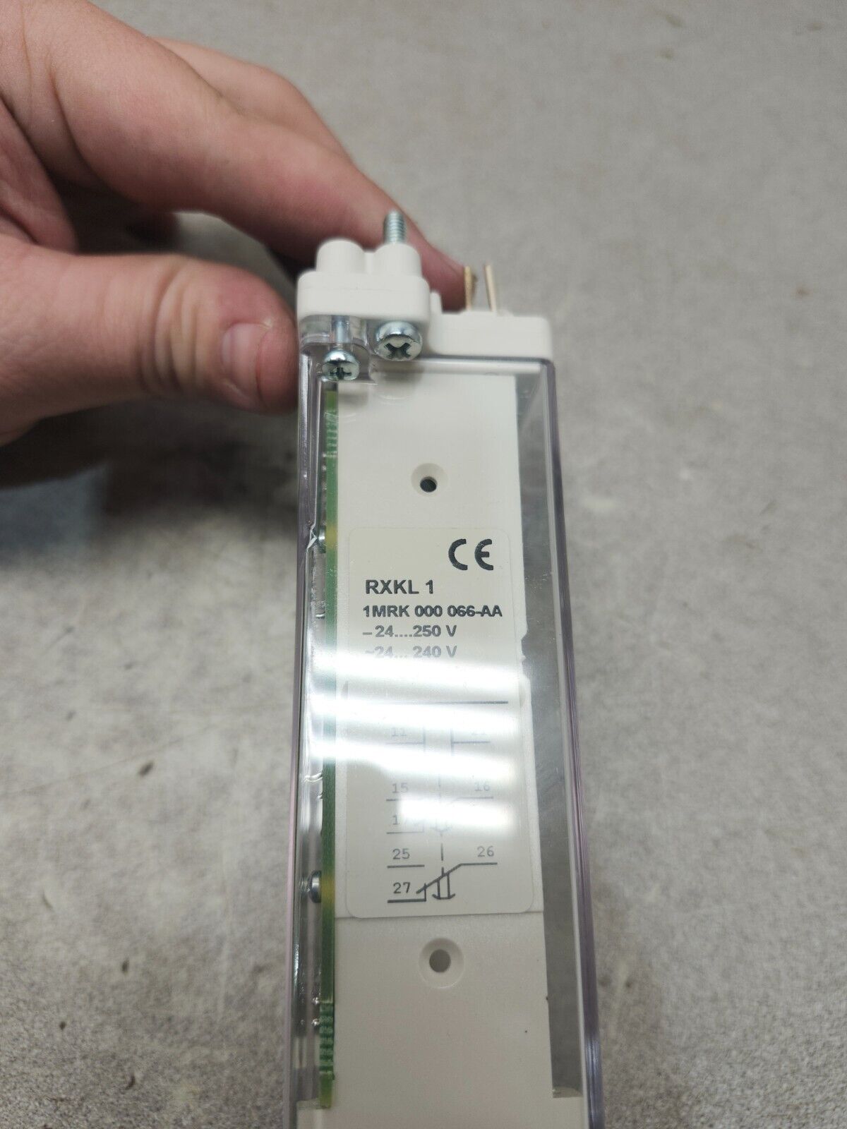 NEW IN BOX ABB TIMER RELAY RXKL 1 1MRK 000 066-AA