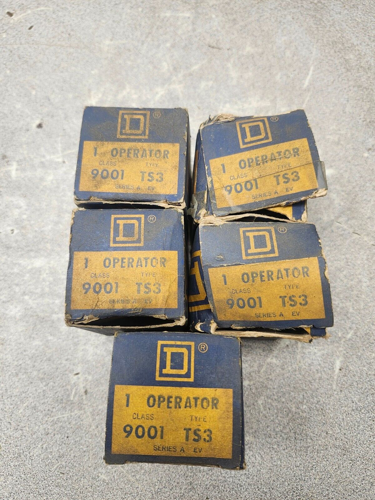 NEW IN BOX LOT OF 5 ALLEN BRADLY Square D Operator Selector Class 9001 TS3