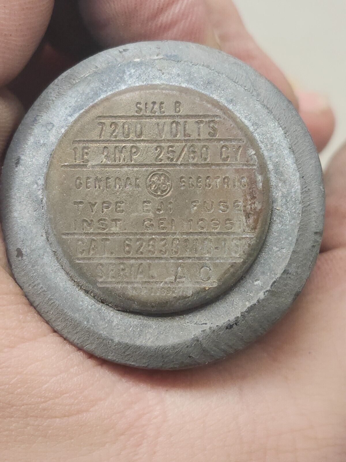 NEW NO BOX LOT OF 2 GENERAL ELECTRIC FUSE 6293011G-16