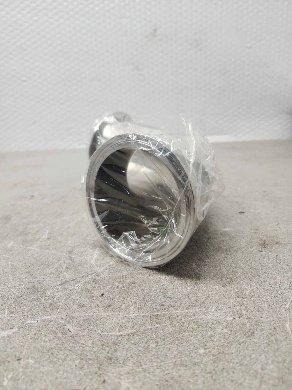 NEW NO BOX VNE CLAMP FITTING 63-03 2002118193 304L