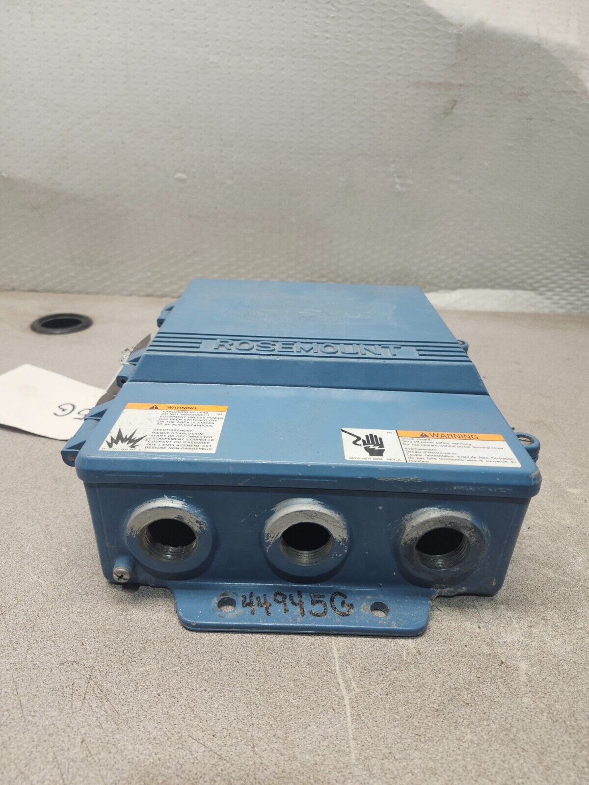 USED ROSEMOUNT MAGNETIC FLOW TRANSMITTER MODEL 8712C P12N0E0235