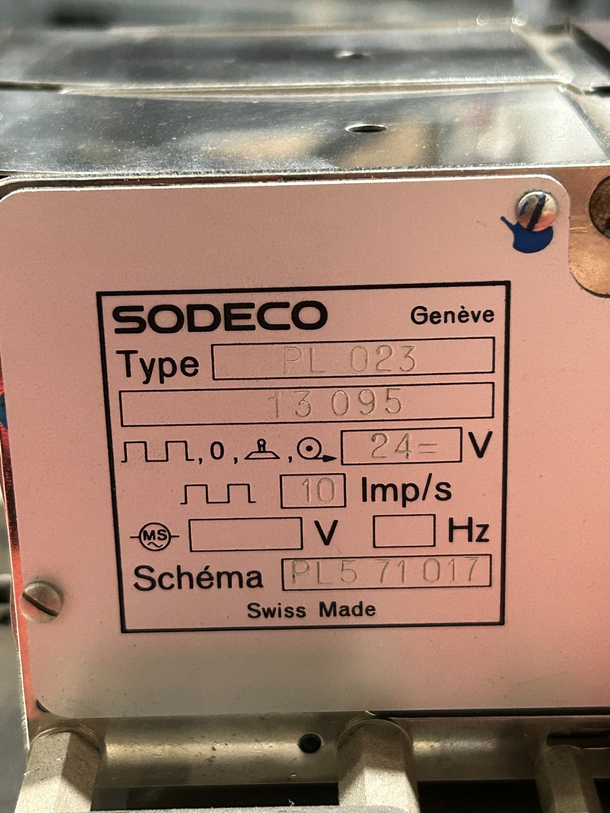 47710132