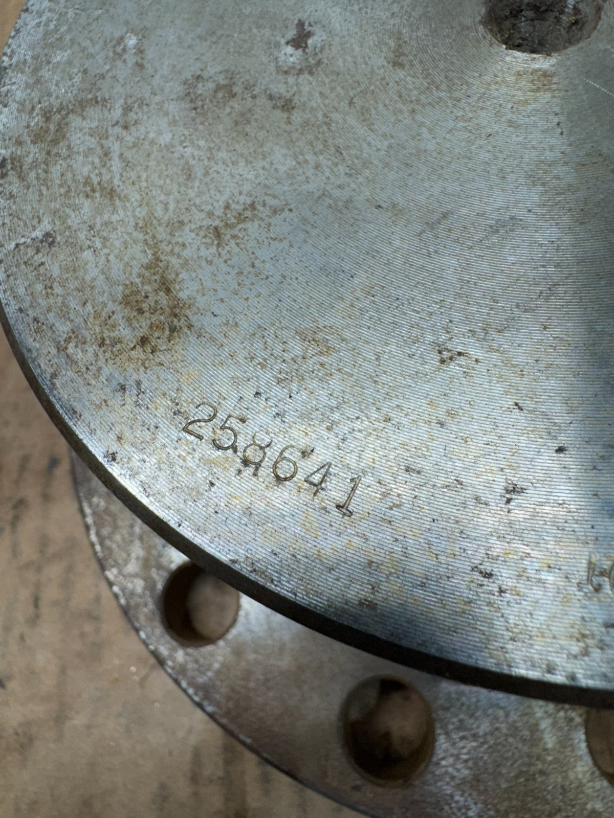 47332562