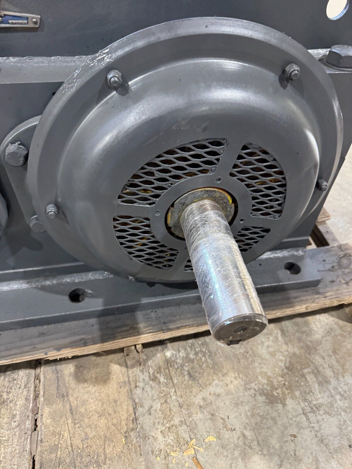 REBUILT FALK ENCLOSED GEAR DRIVE SPEED REDUCER 15.52 RATIO 385A2-AS