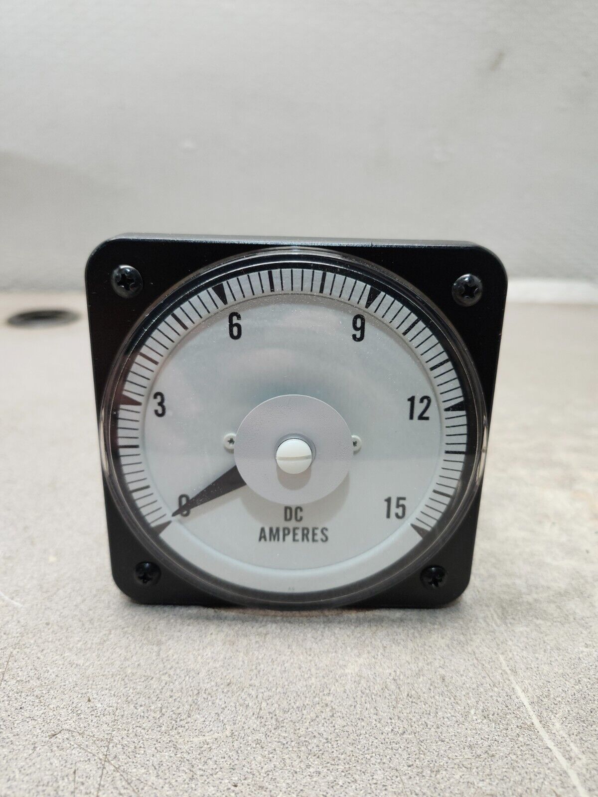 NEW IN PACKAGING YOKOGAWA AMMETER DB40 0-15 M-2940