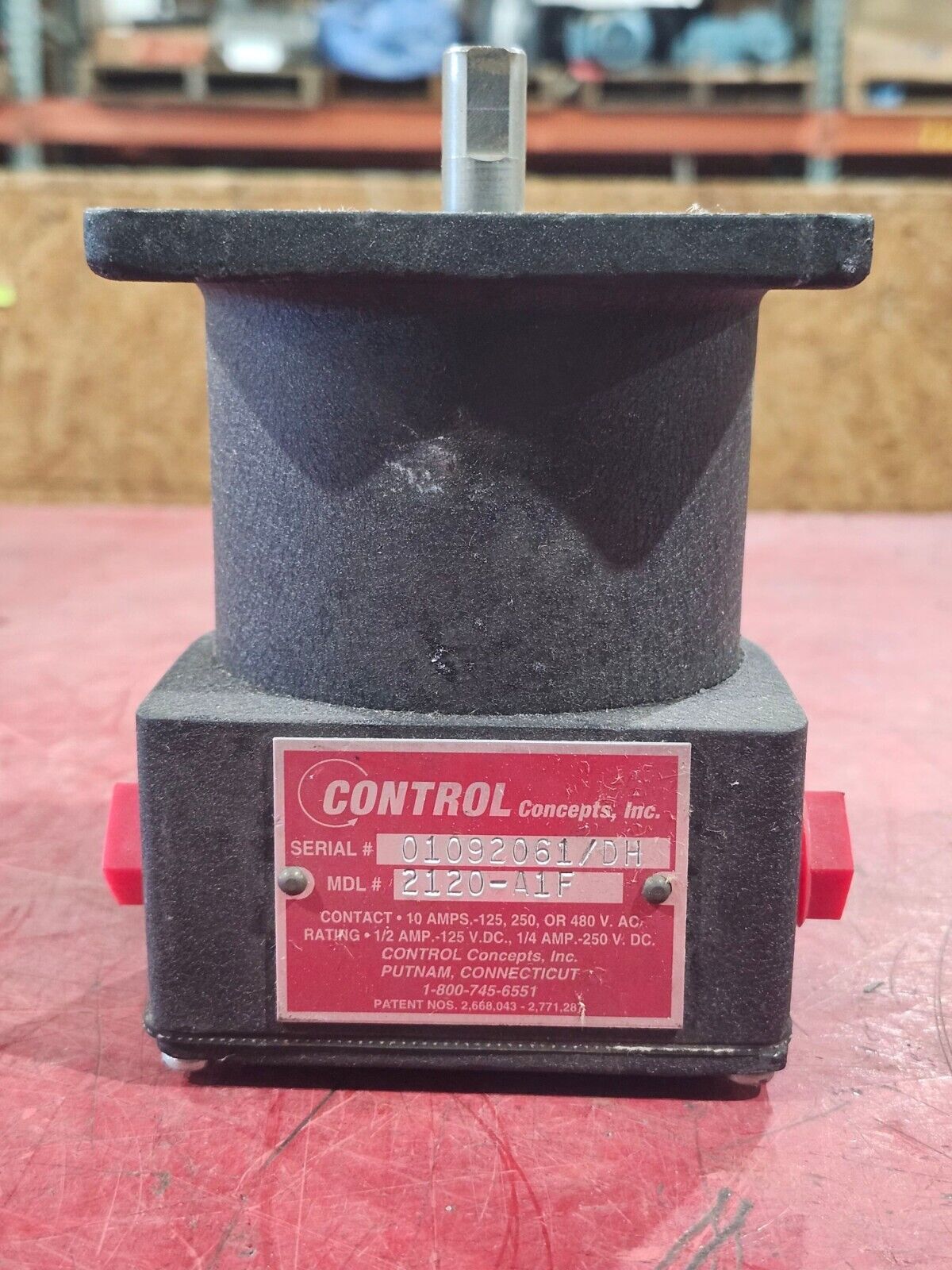 NEW NO BOX CONTROL CONCEPTS SPEED SWITCH 01092061/DH 2120-A1F