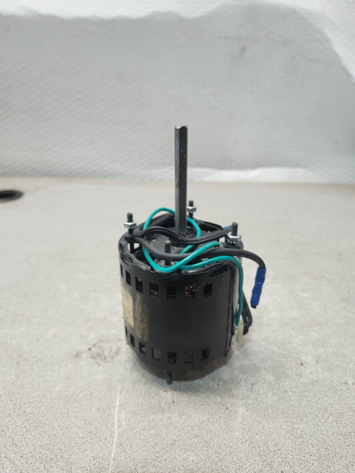 NEW IN BOX CENTURY 1-Speed Motor 115V, 1550 RPM, 1/20 HP 572A