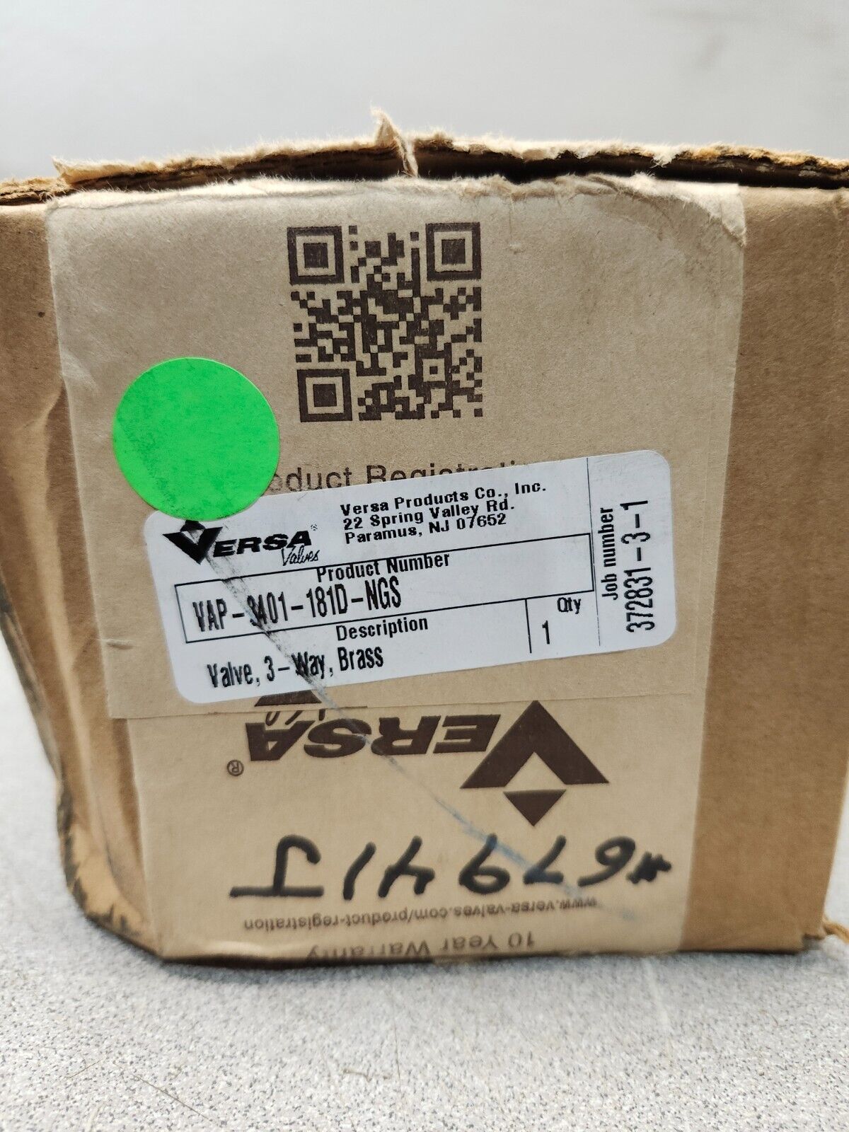 NEW IN BOX VERSA PNEUMATIC DIRECTIONAL VALVE VAP-3401-181D-NGS