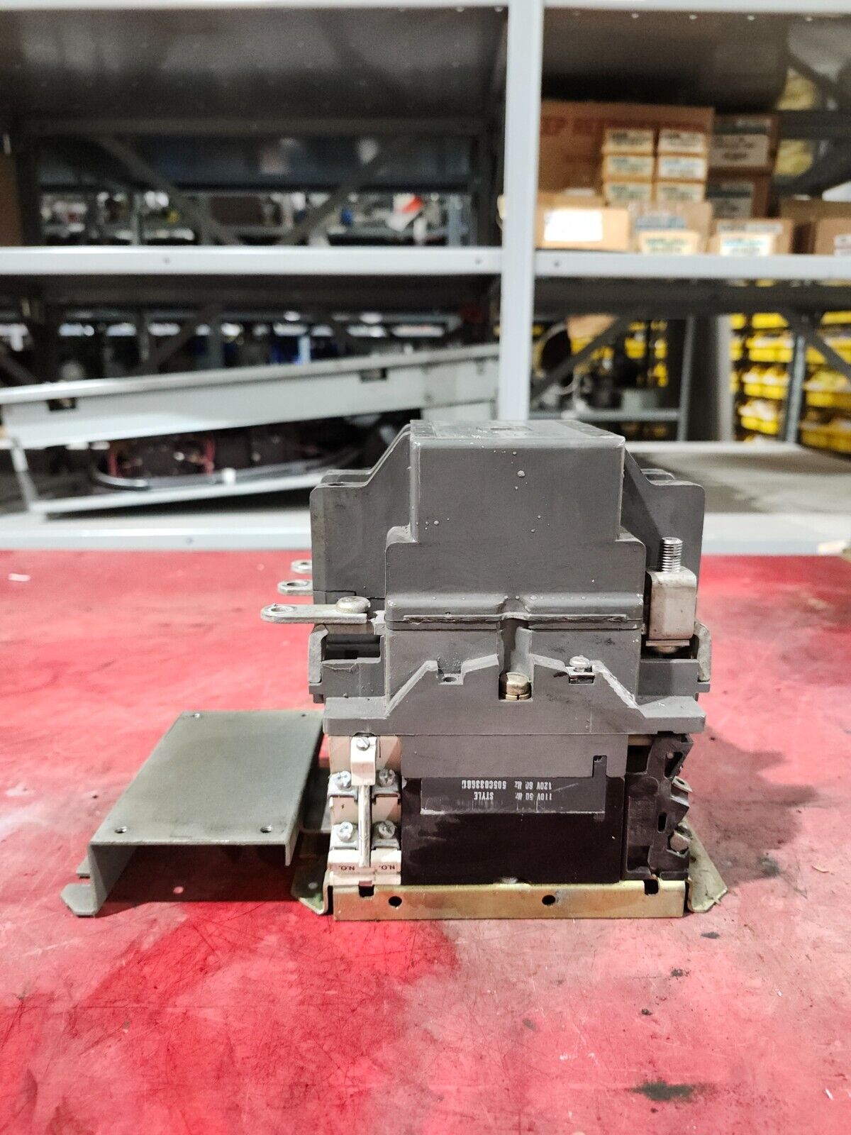 USED WESTINGHOUSE Contactor SIZE 3 90AMPS 200V A200M3CACM