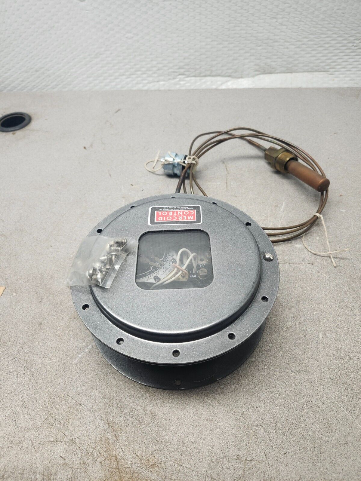 NEW IN BOX MERCOID TEMPERATURE CONTROL SWITCH DAW-438-4129-6