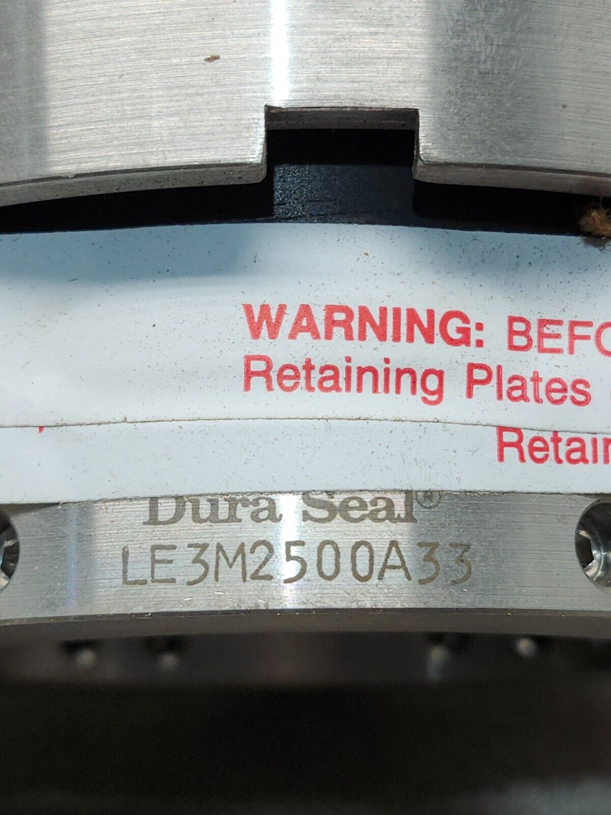 NEW IN BOX DURA SEAL GEA2562442A W/ LE3M2500A33