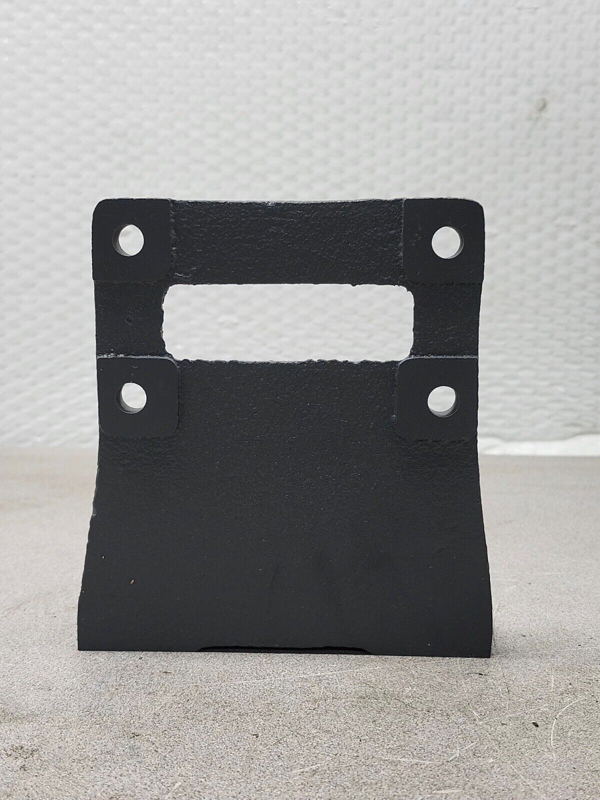 NEW IN BOX HUB CITY 0229-01746-210 MOUNTING BASE KIT VERTICAL