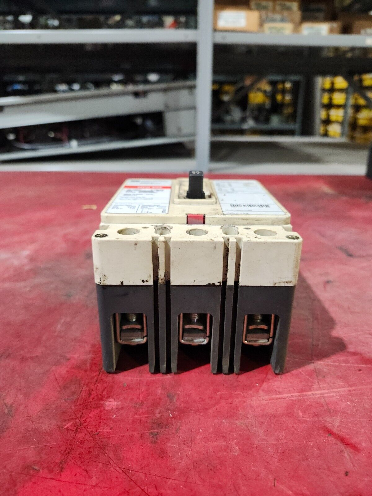 USED CUTLER-HAMMER CIRCUIT BREAKER 50 AMPS 3POLES 600VAC HFD3050L