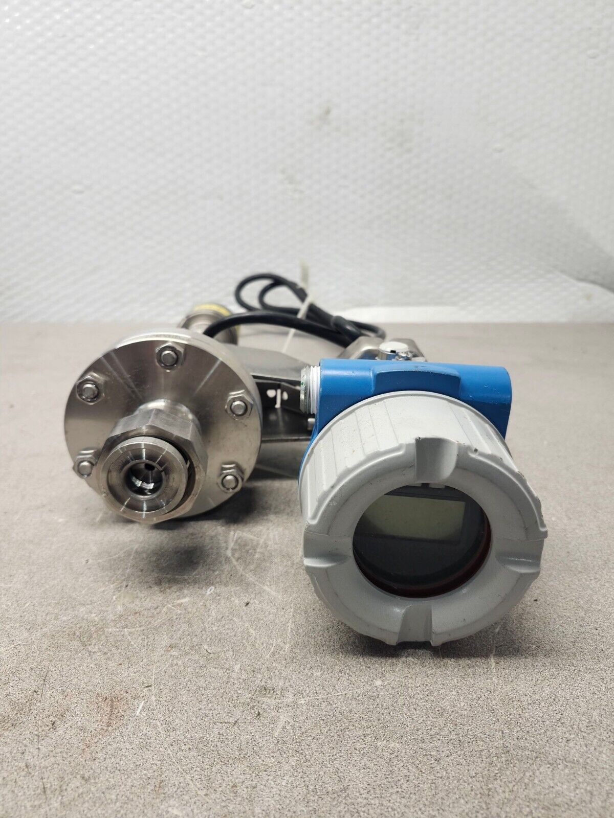 NEW NO BOX ENDRESS+HAUSER Pressure Transmitter PMP55-2UBJ7/101 WITH PIT37Z336