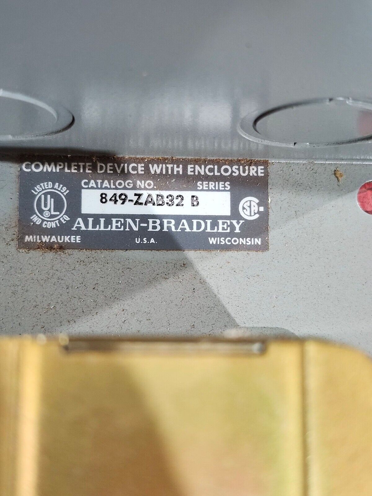 NEW IN BOX ALLEN BRADLEY PNEUMATIC TIMING RELAY 849-ZAB32