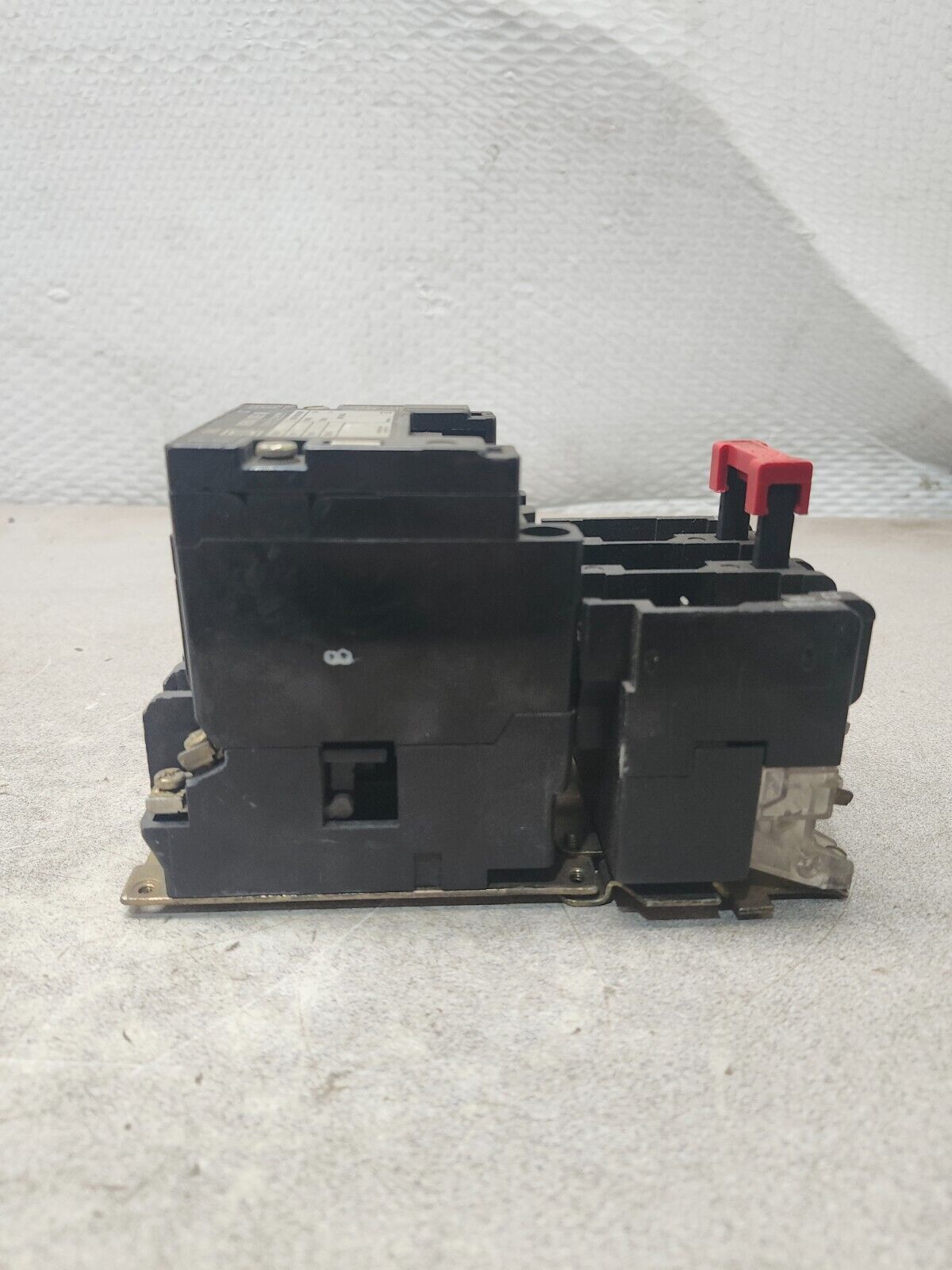 43973319