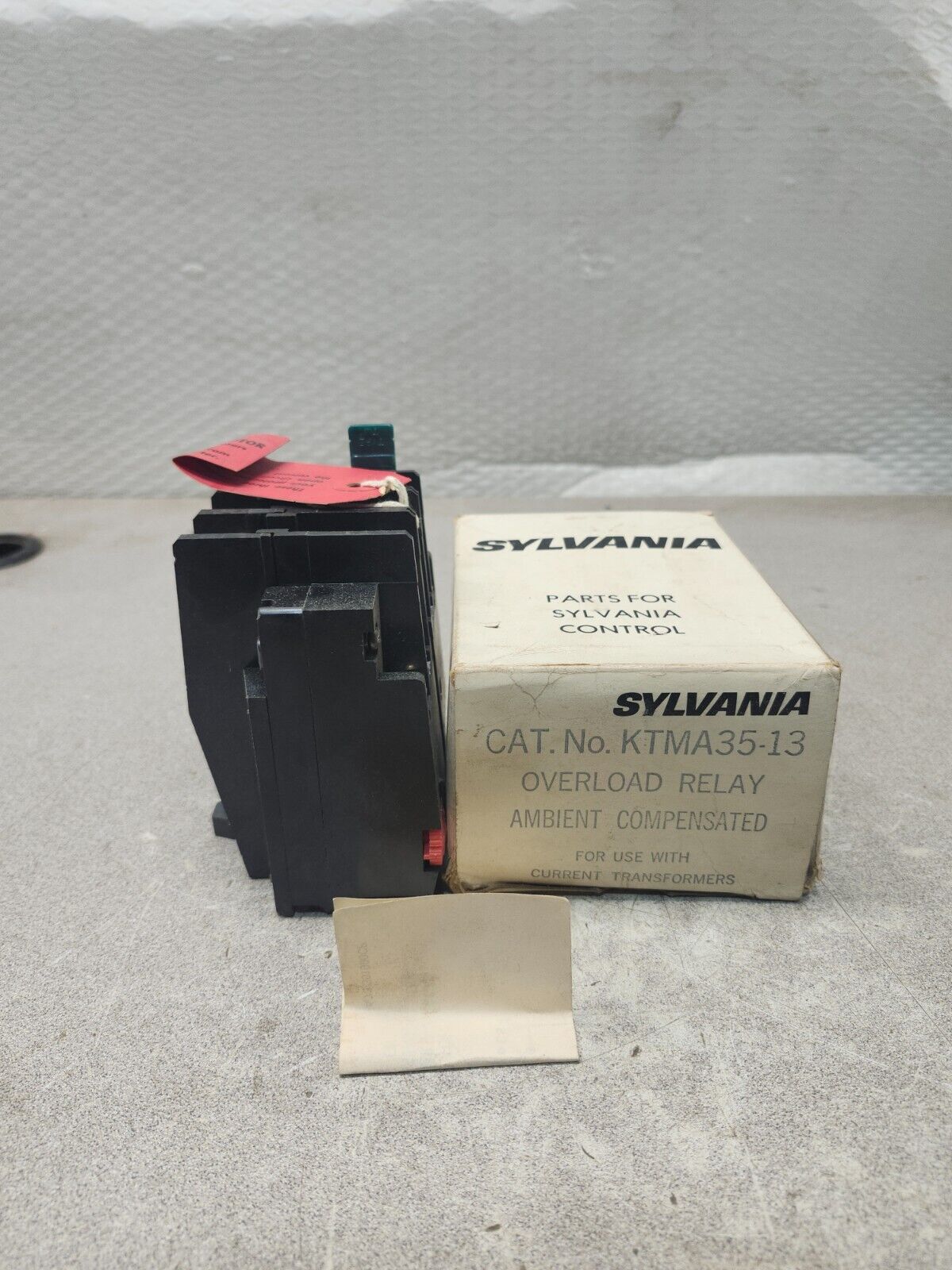 NEW IN BOX Sylvania 3 Line Overload Relay KTMA35-13