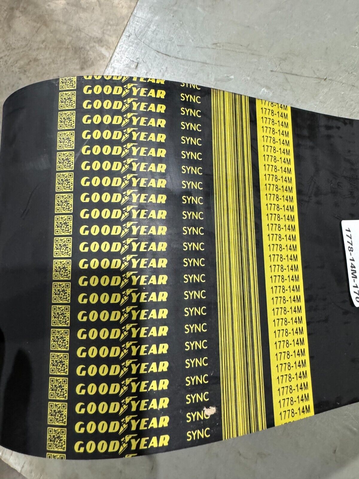 FACTORY NEW GOODYEAR SYNCHRONOUS Sync HTD TIMING BELT 1778-14M-170
