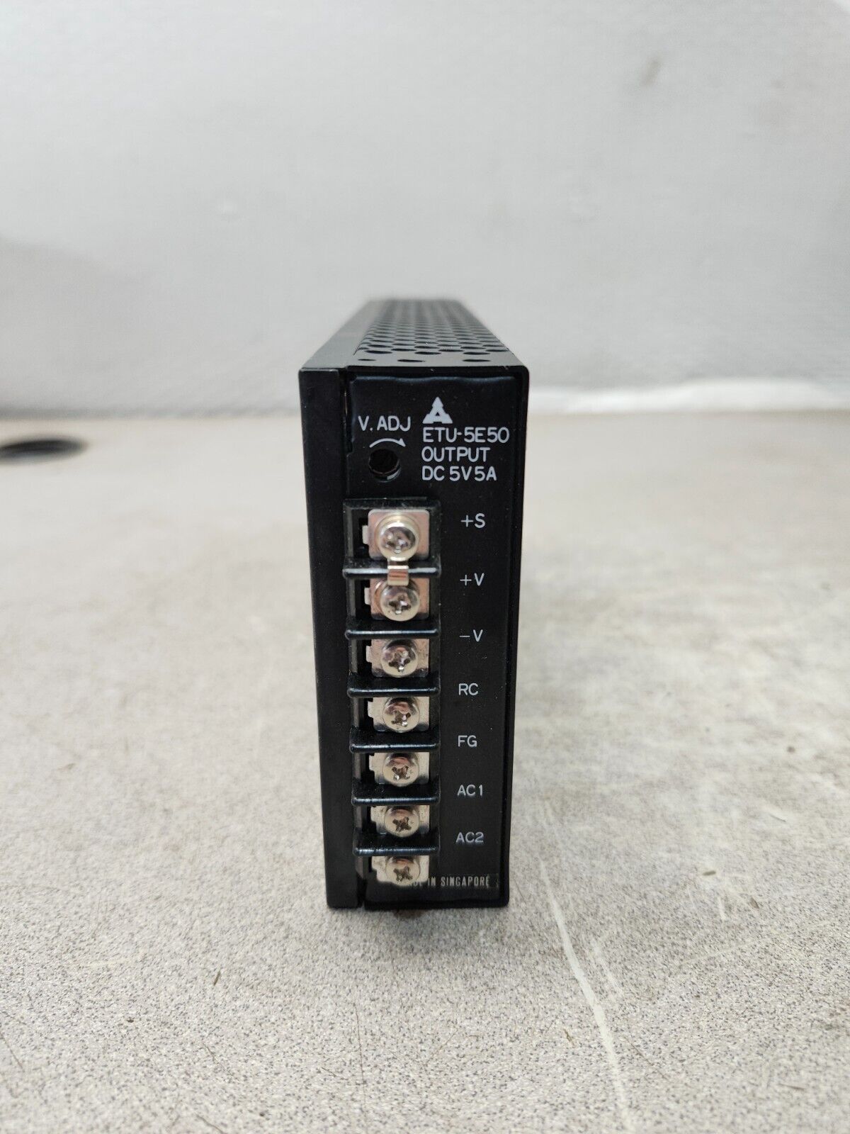 NEW IN BOX MATSUSHITA POWER SUPPLY ETU-5E50