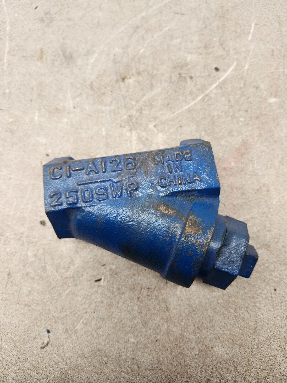 NEW NO BOX SURE-FLOW IRON Y-STRAINER 3/4" 250SWP YT250J