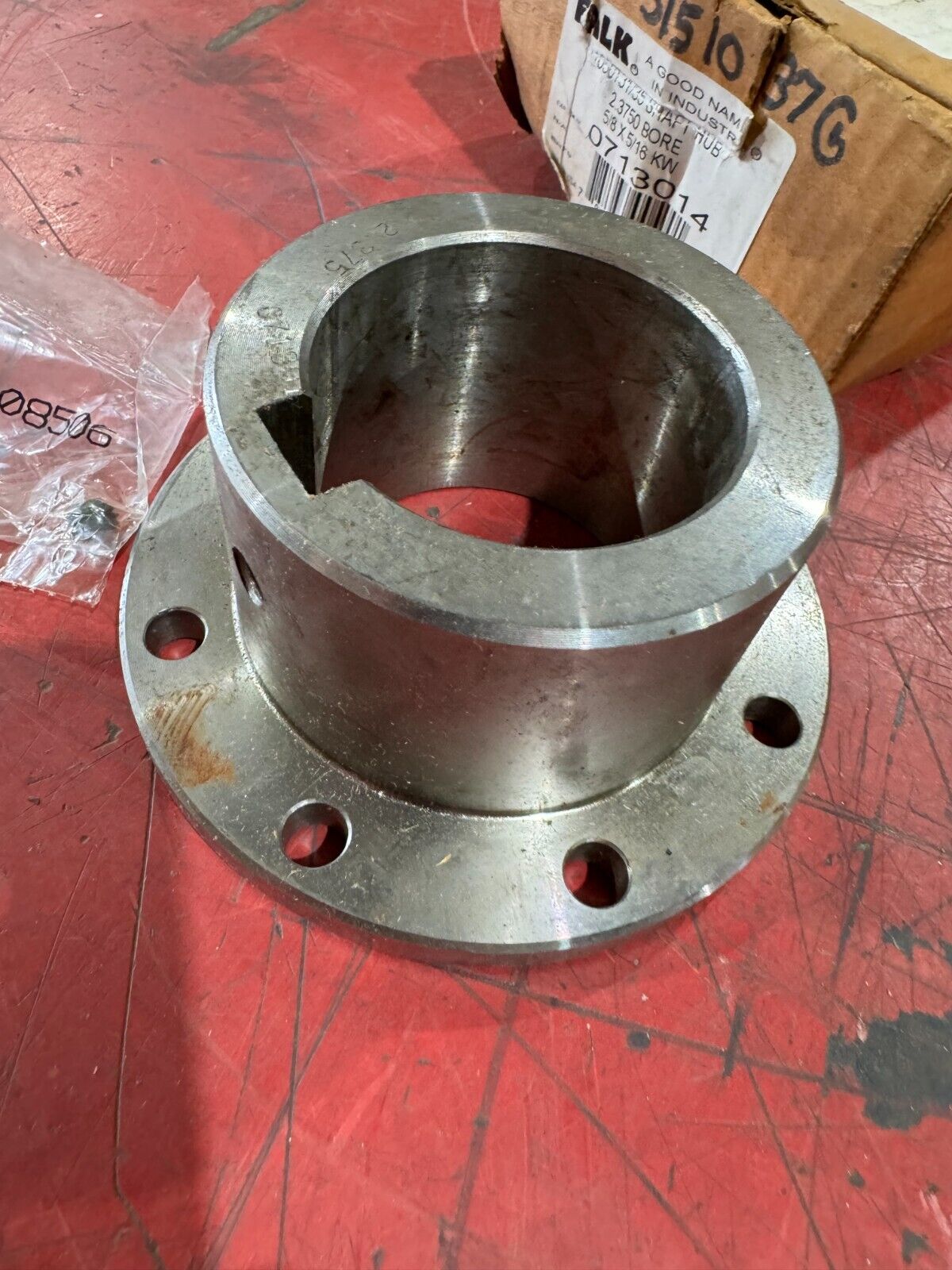 NEW FALK 1050T31/35 SHAFT HUB 2.3750 BORE 5/8 x 5/16KW 0713014