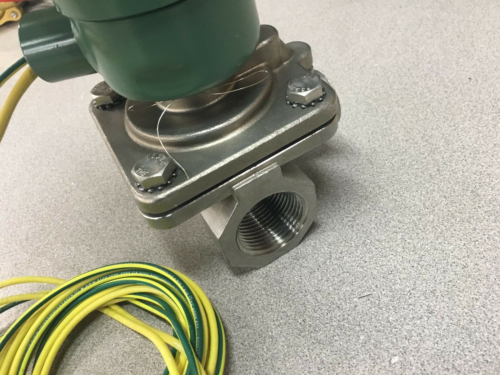 NEW NO BOX ASCO RED HAT SOLENOID VALVE 1" PIPE SIZE HV434969006