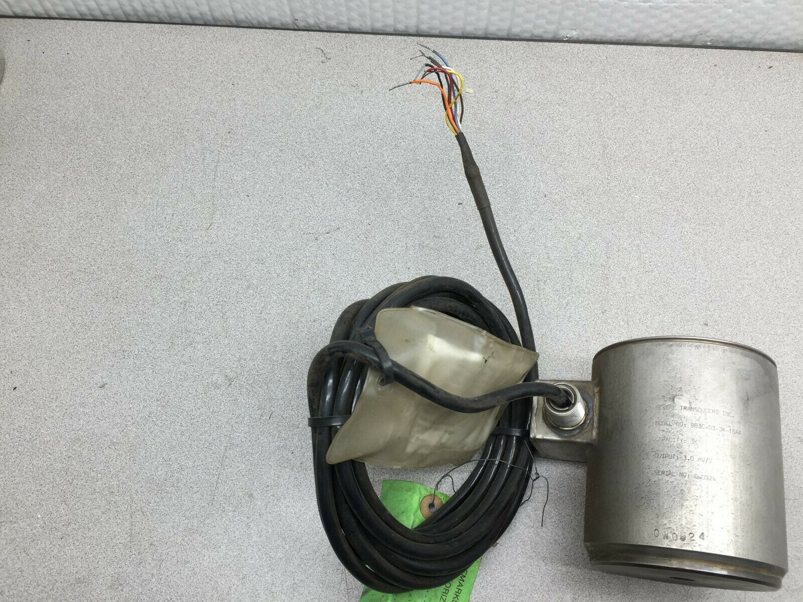 NEW NO BOX REVERE TRANSDUCERS INC CAPACITY 3K 3.0MV/V LOAD CELL 963C-D3-3K-15AA