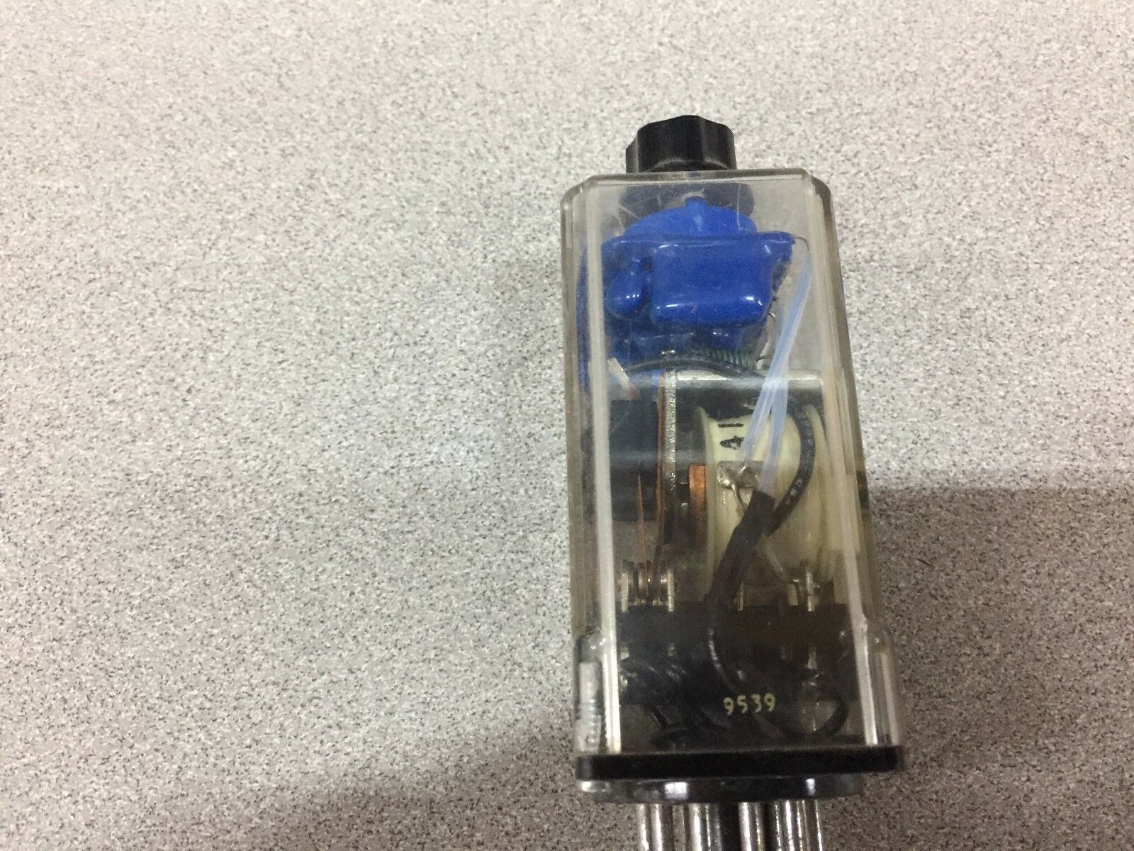 NEW NO BOX MSD 120VAC 10AMP RELAY 327XBX48P-010