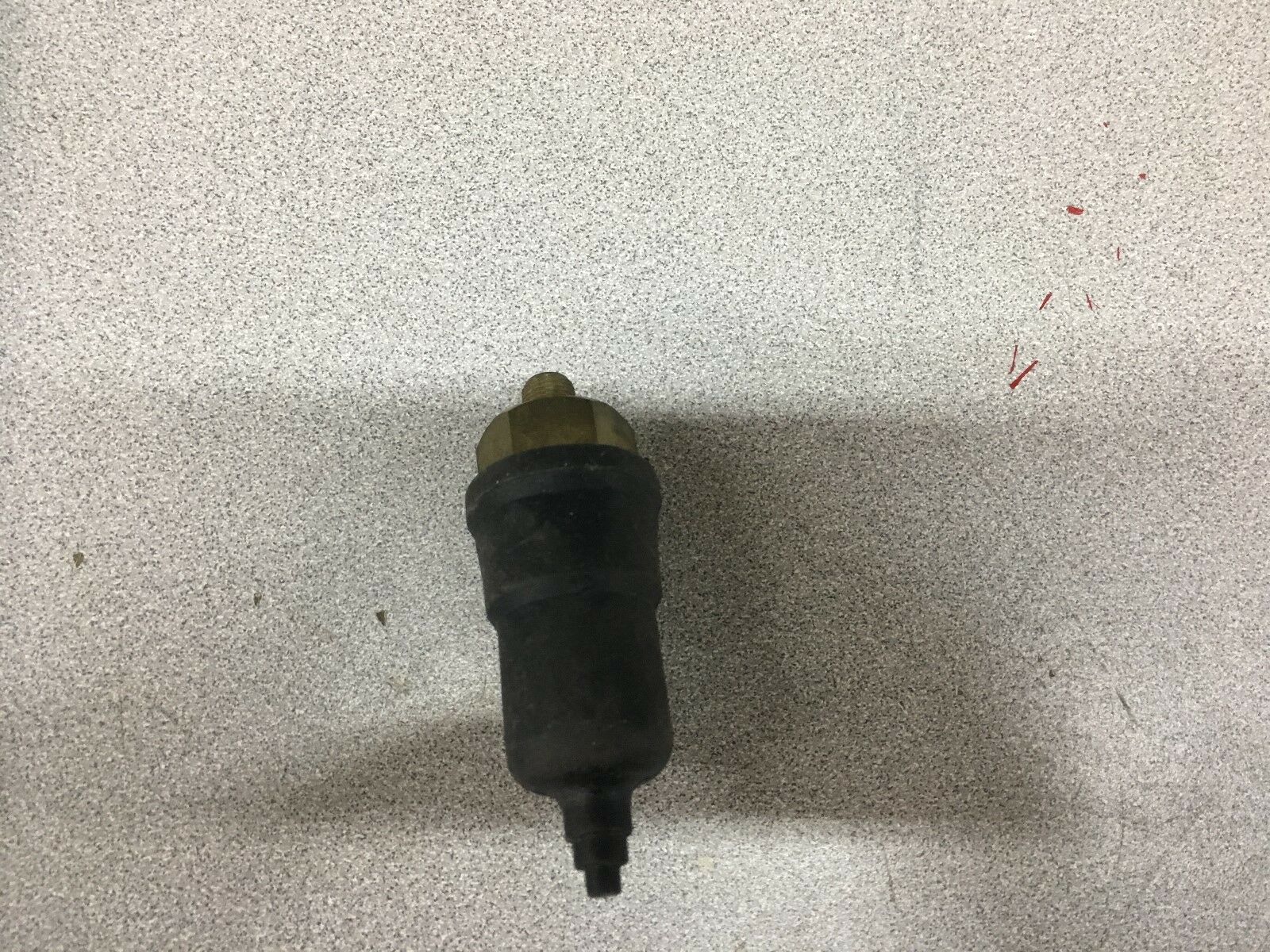 NEW NO BOX LOT OF 2 EURO SWITCH 211121