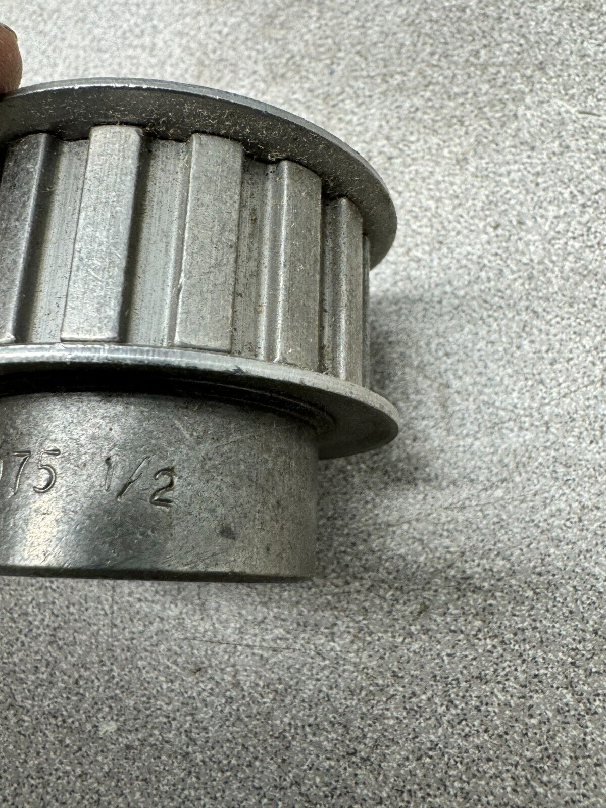 NEW IN BOX MARTIN TIMING PULLEY 16LO75 S/B