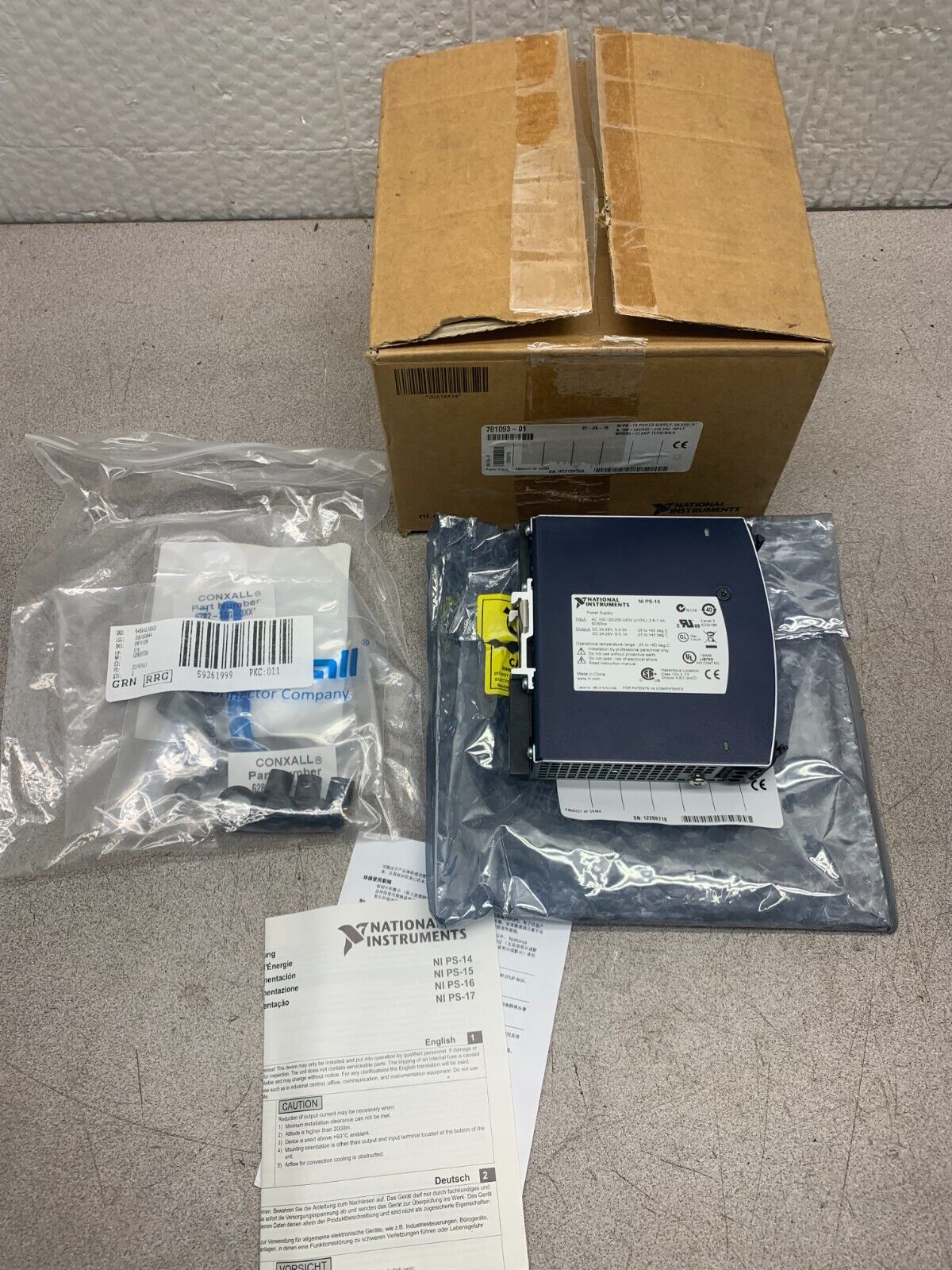NEW IN BOX NATIONAL INSTRUMENTS NI PS-15 POWER SUPPLY 781093-01
