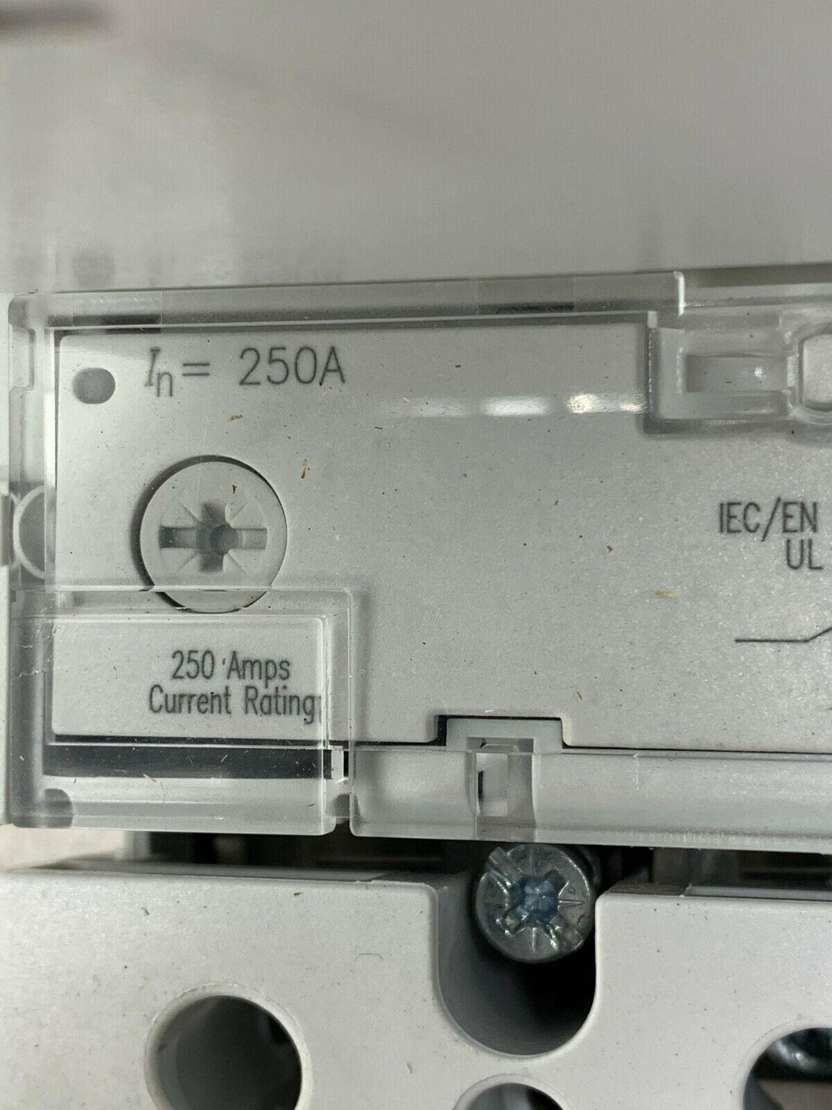 NEW EATON MOELLER 250AMP BREAKER WITH SYNCHRONIZED REMOTE OPERATOR NZM 2-XR