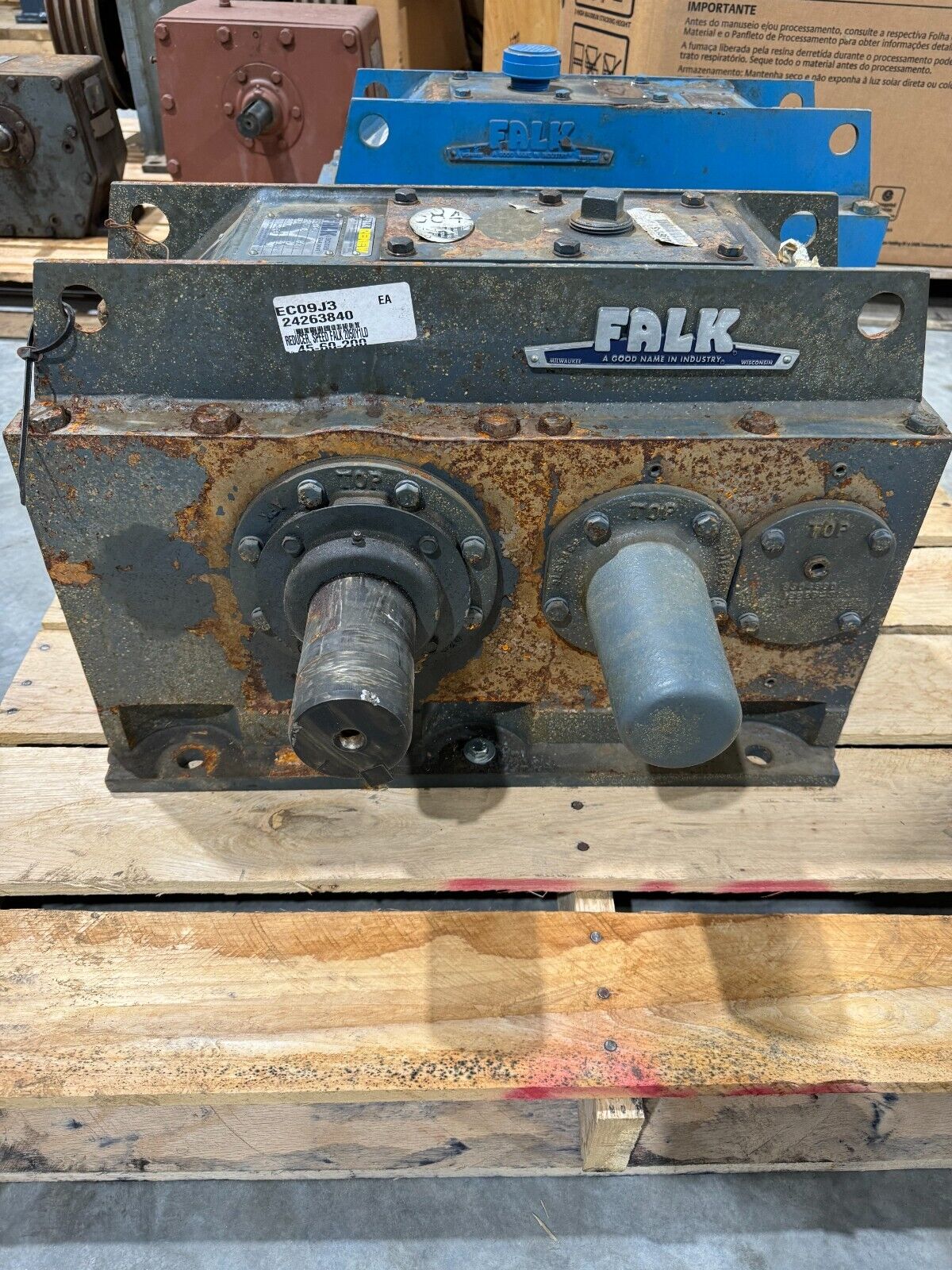 falk gear FALK ENCLOSED GEAR DRIVE SPEED REDUCER 4.190 RATIO 2050Y1-LD