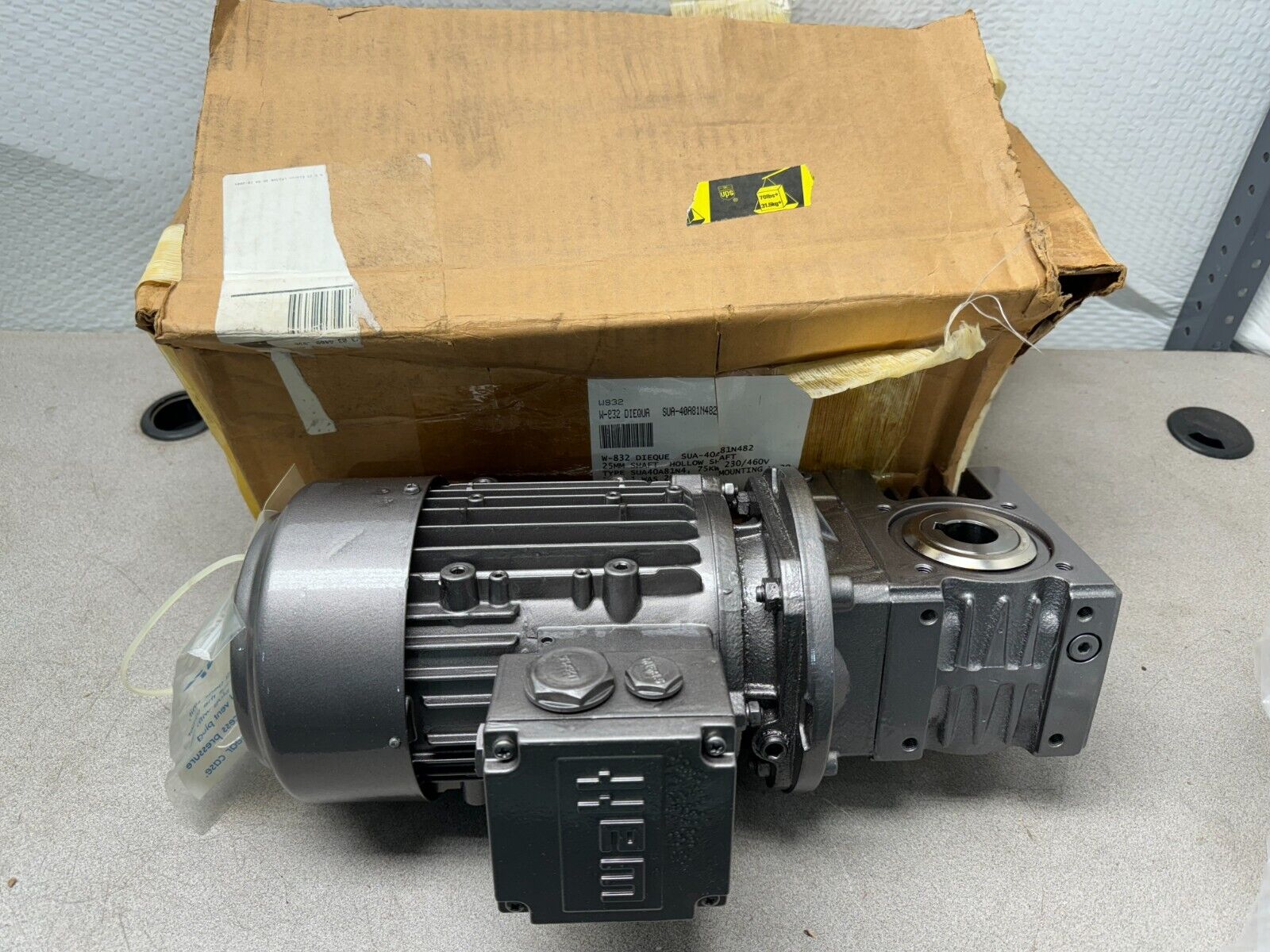 NEW WATT 1HP GEARMOTOR 25MM HOLLOW SHAFT SUA40A81N4