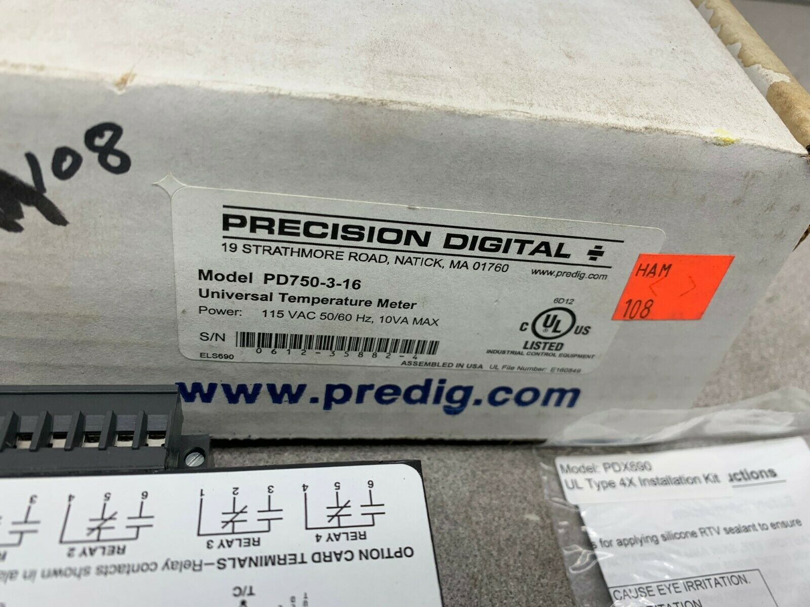 NEW IN BOX PRECISION DIGITAL UNIVERSAL TEMPERATURE METER PD750-3-16