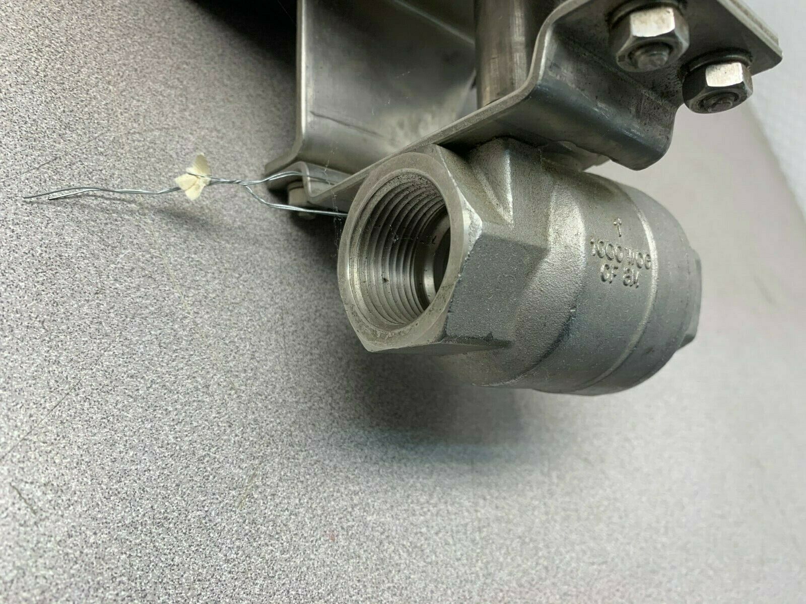 NEW NO BOX ABB 1" STAINLESS STEEL BALL VALVE WITH ACTUATOR A94M2WJ