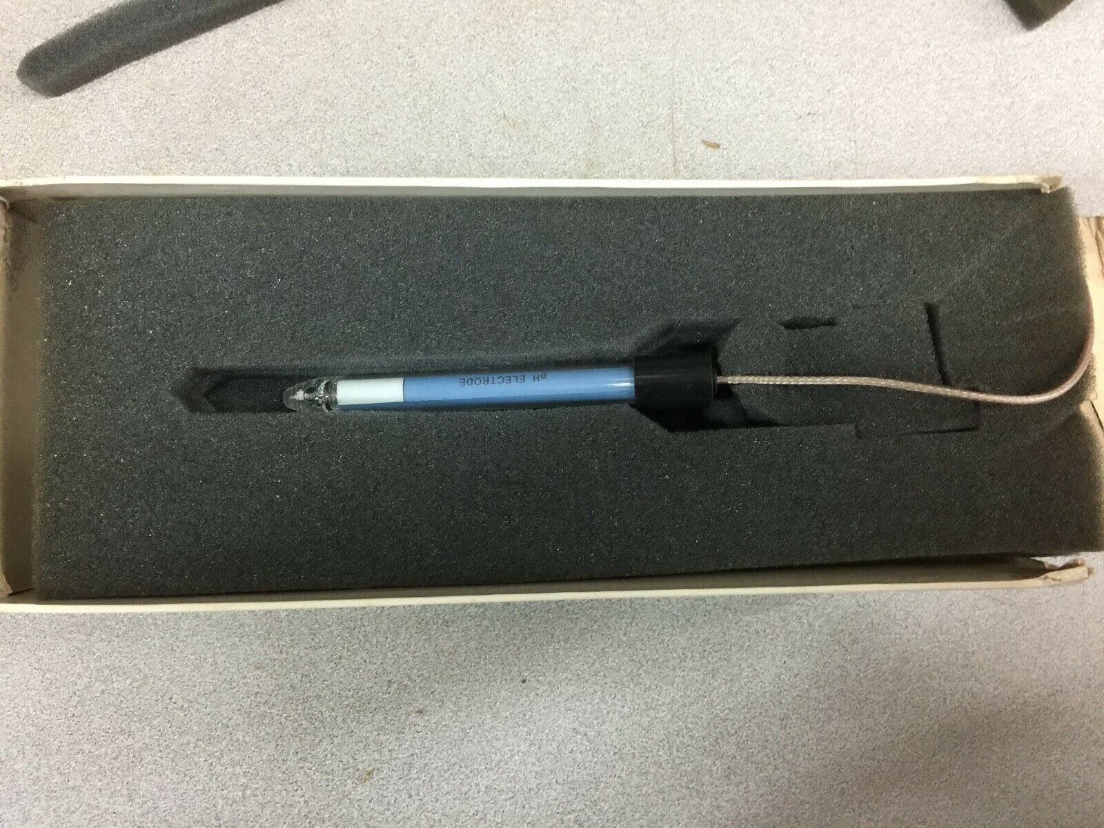 NEW IN BOX FOXBORO MEASURING ELECTRODE PH 20FT LEAD QO104AP
