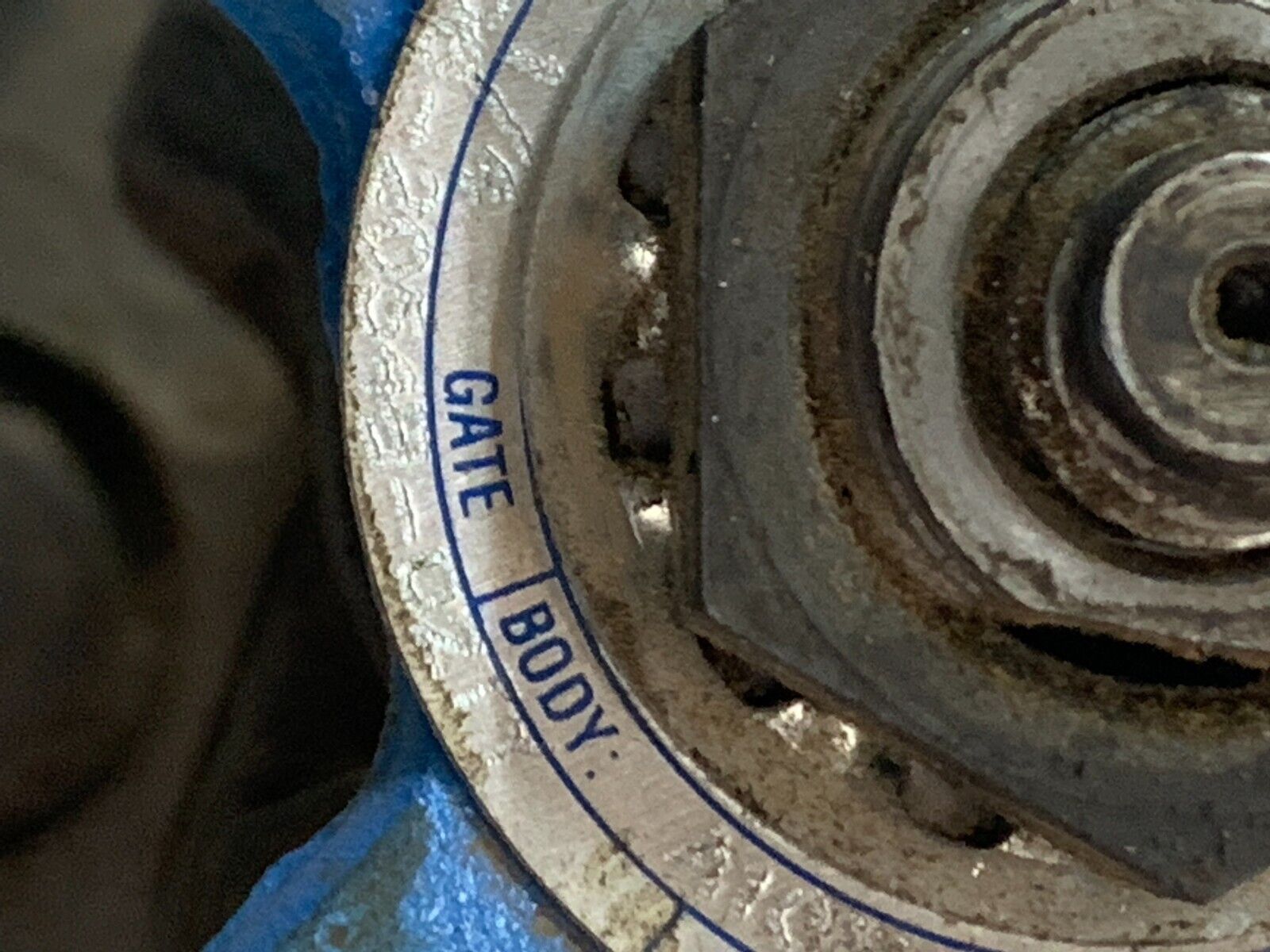 NEW NO BOX VELAN 800 1-1/4" GATE VALVE B16.34 MODEL A